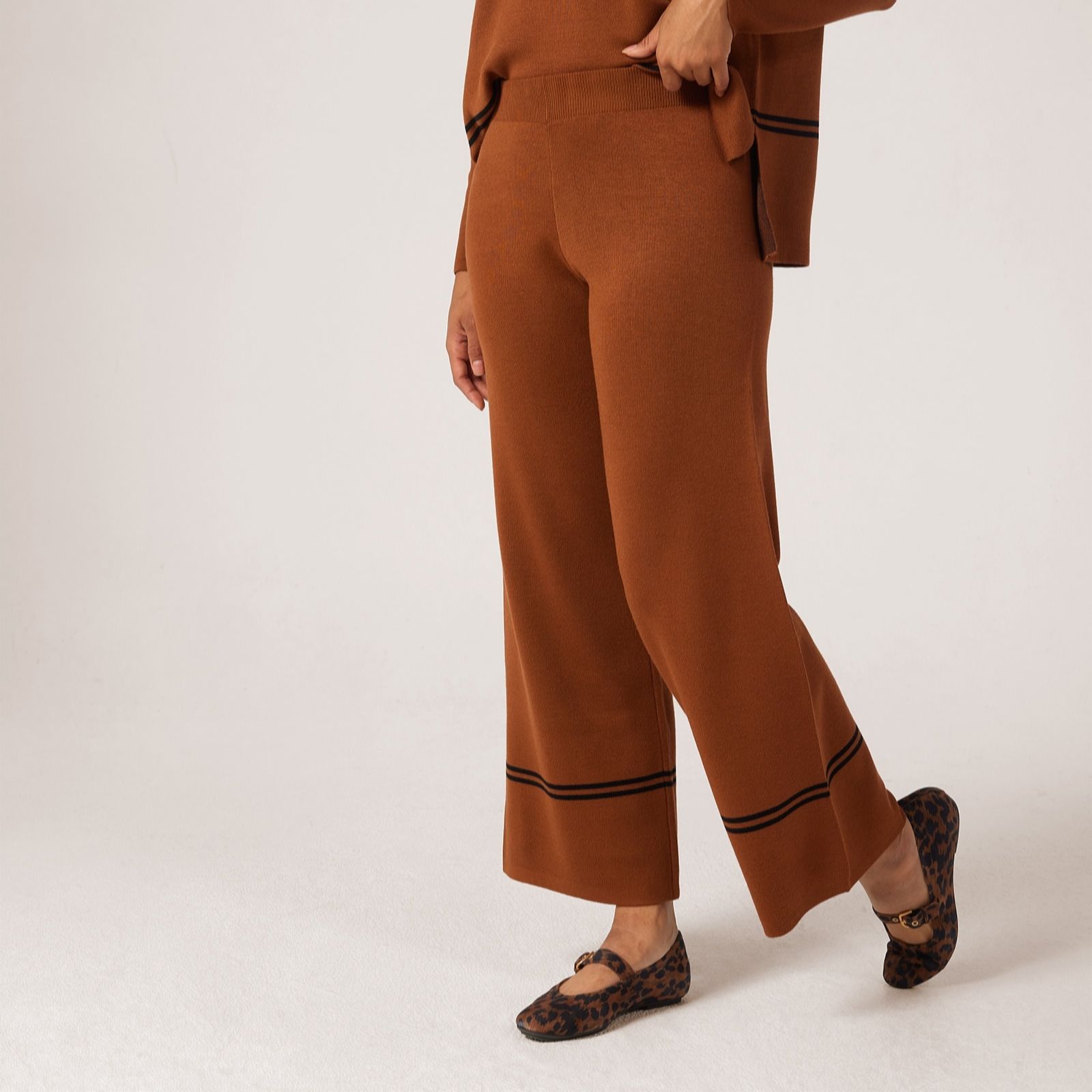 Nina Leonard Wide Leg Knit Trousers with Stripe