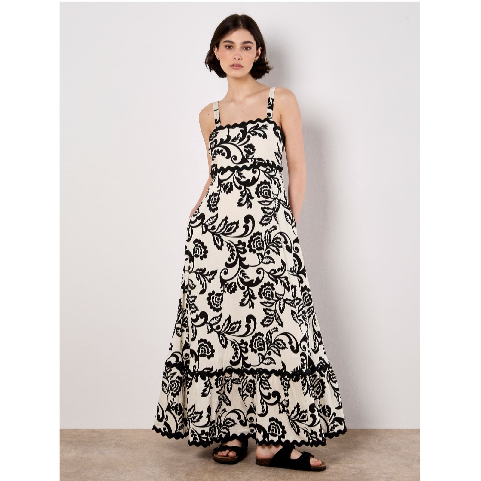 Apricot Maxi Mono Big Scale Sarasa Midi Dress
