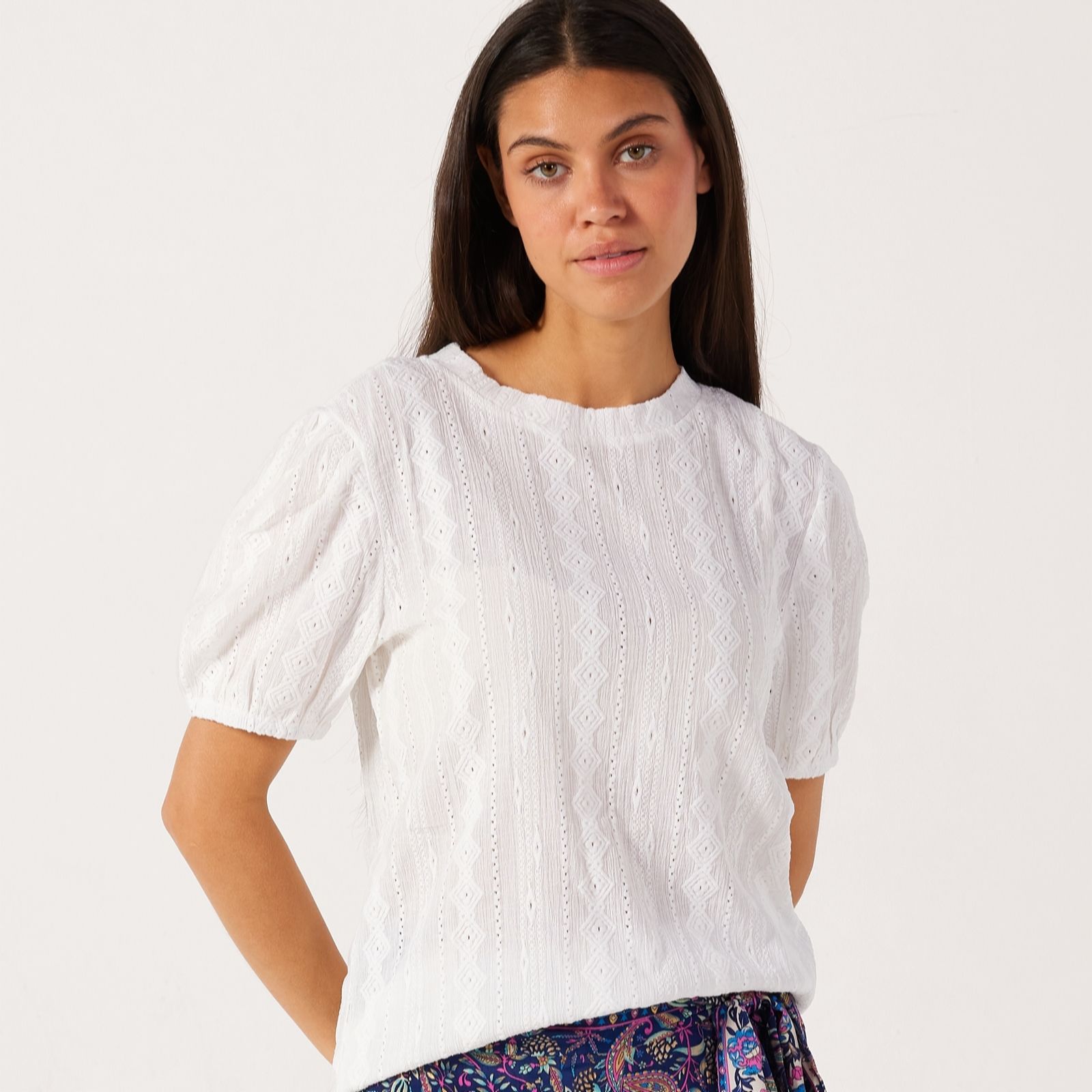 Izabel London Embroidered Detail T Shirt
