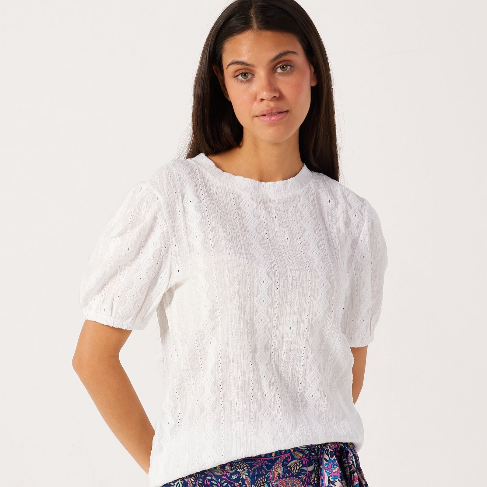 Izabel London Embroidered Detail T Shirt