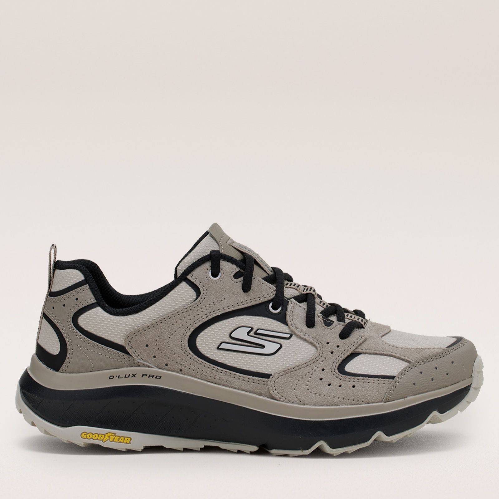 Skechers D'Lux Pro Water-Repellent Trainers