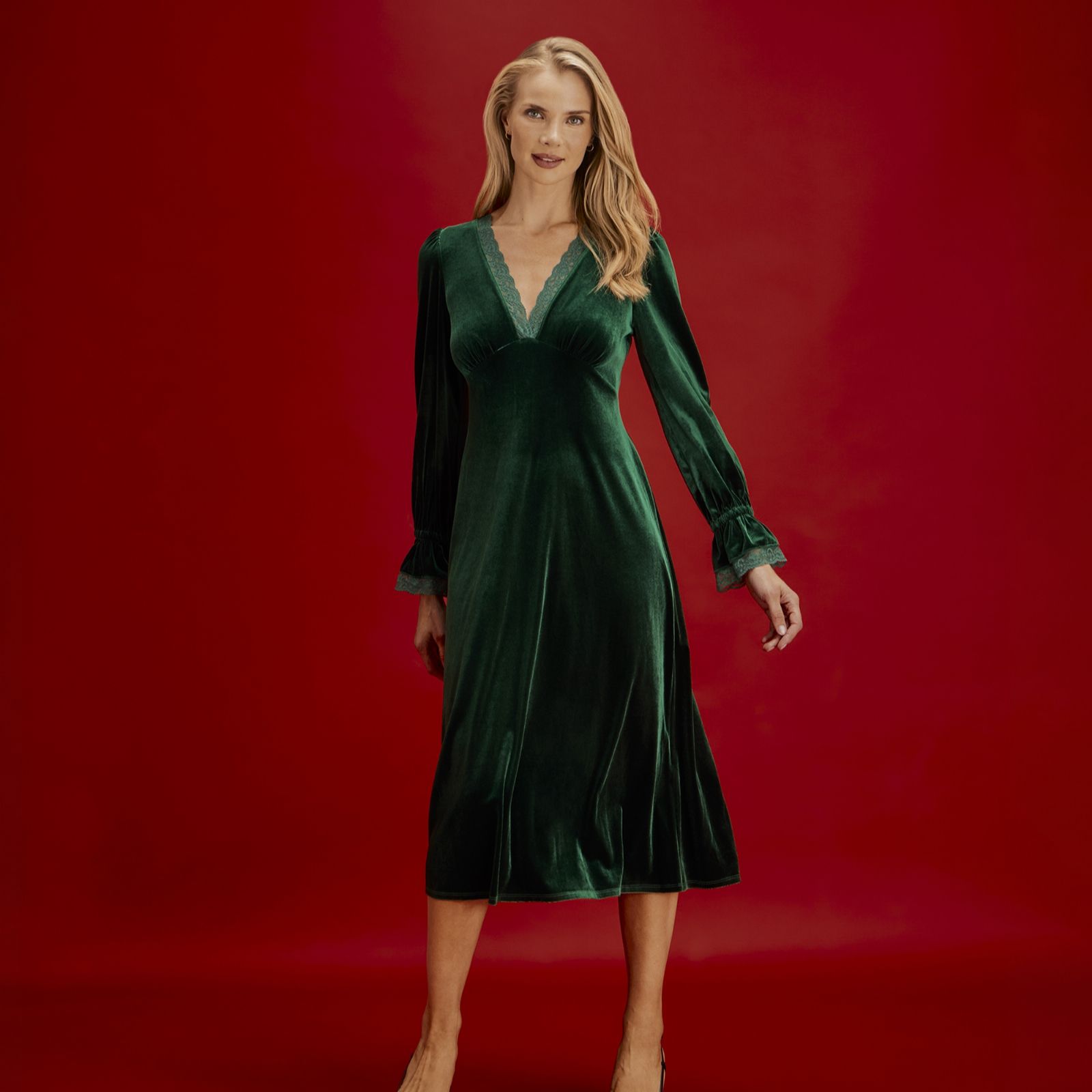 Finery London Louise Velvet & Lace Dress Standard
