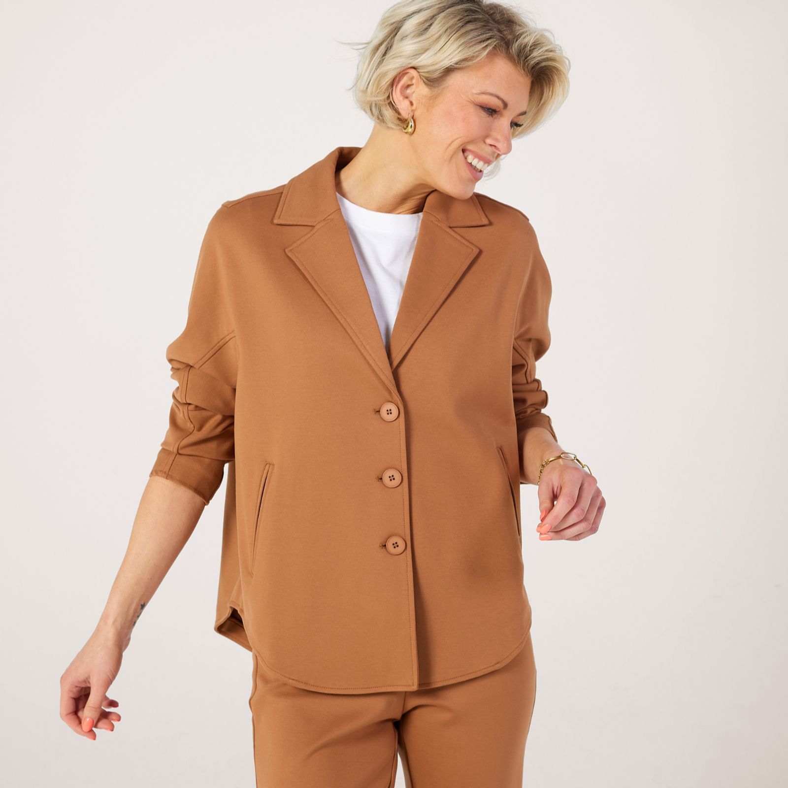 MarlaWynne Collection 360 Stretch Weekender Jacket