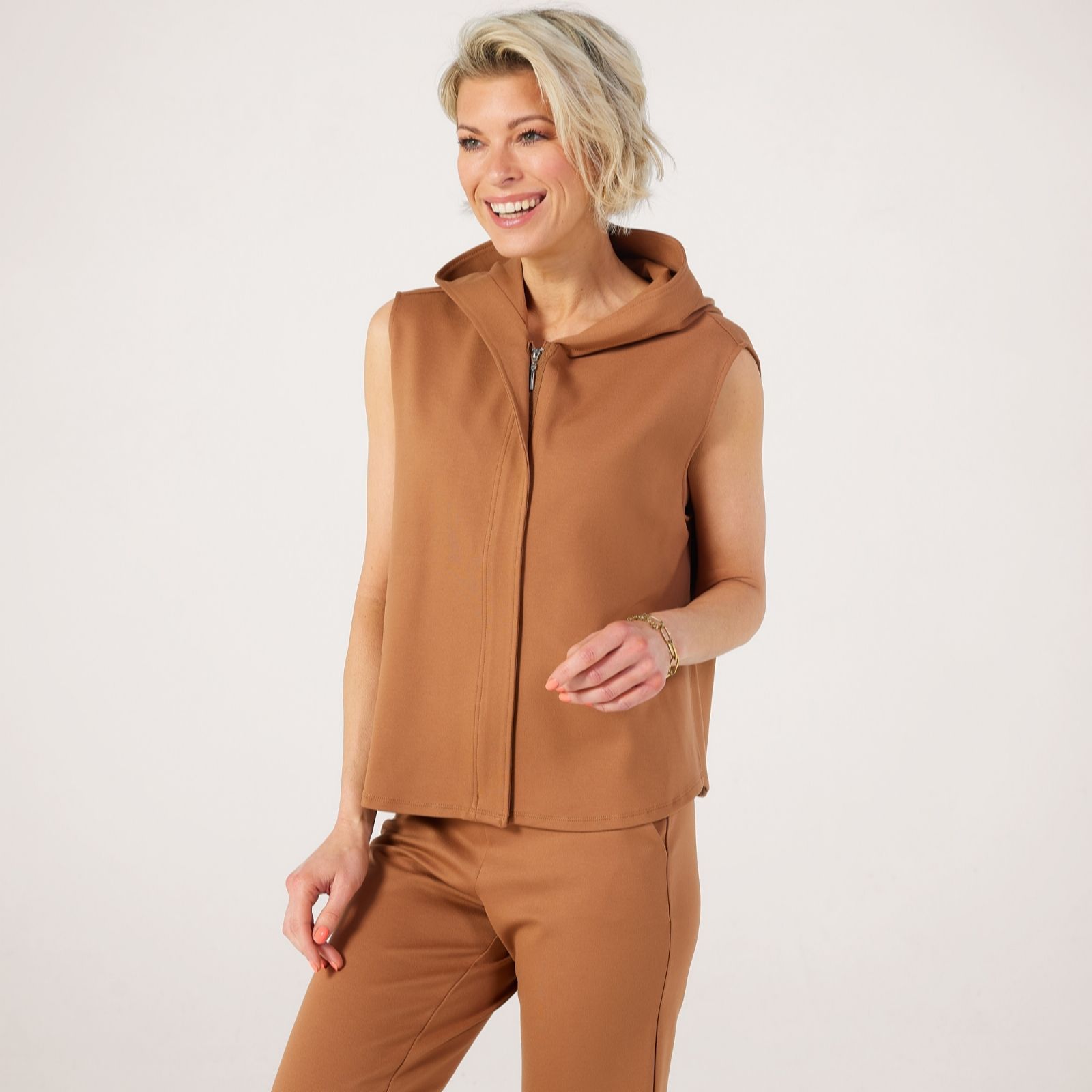 MarlaWynne Collection 360 Stretch Weekender Hooded Gilet