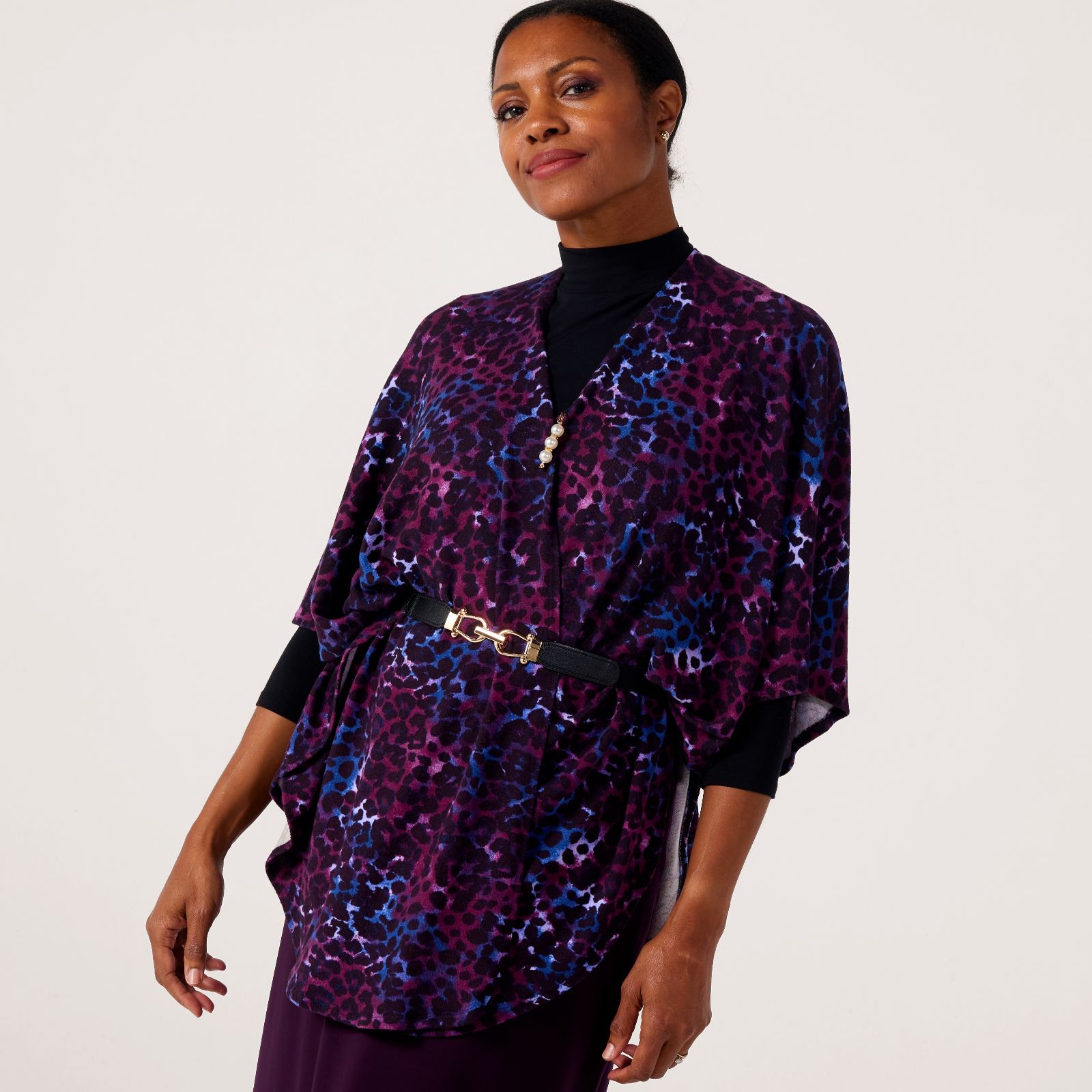 Kim & Co Soft Touch Cozy Cape With Rhinestone Quilt Pin