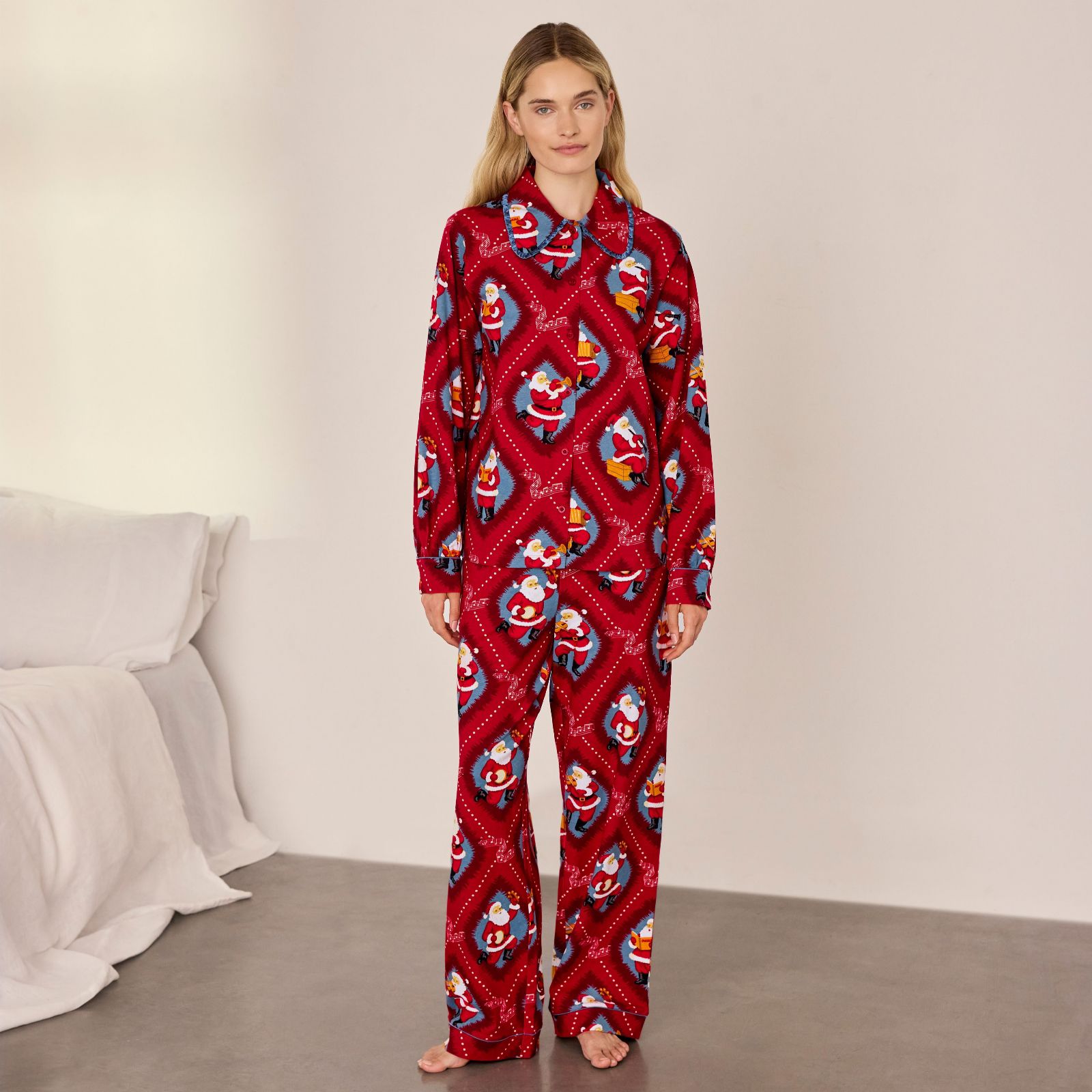 Chelsea Peers Oversized Collar PJ Set