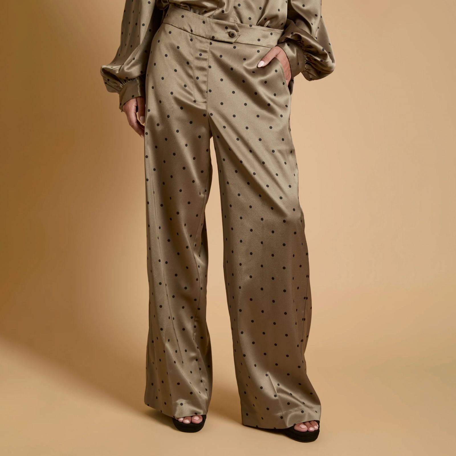 Oasis Satin Crepe Spot Trouser Standard