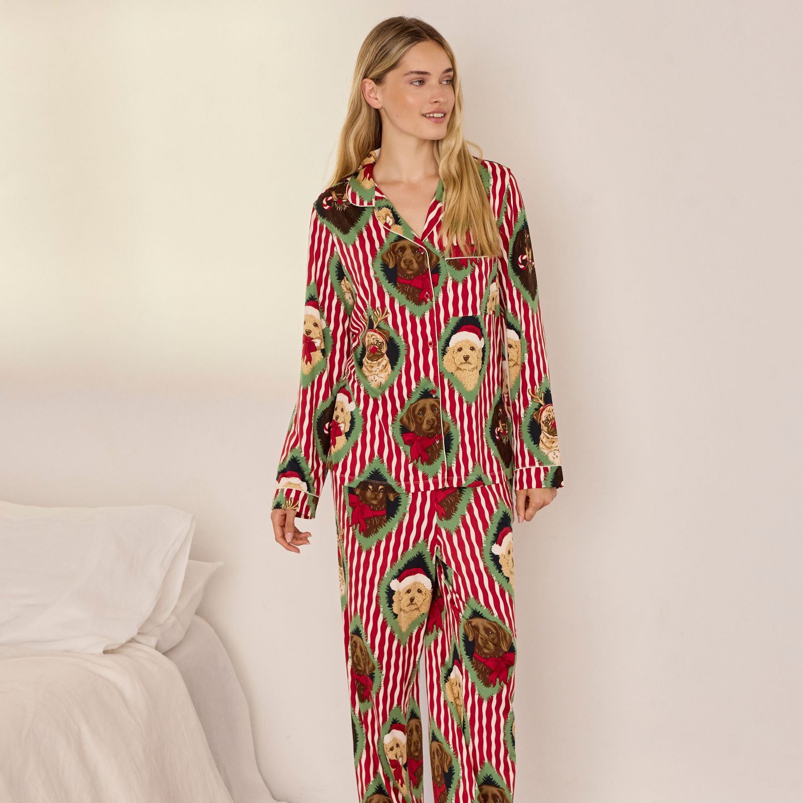 Chelsea peers Dog Face Printed PJ Set