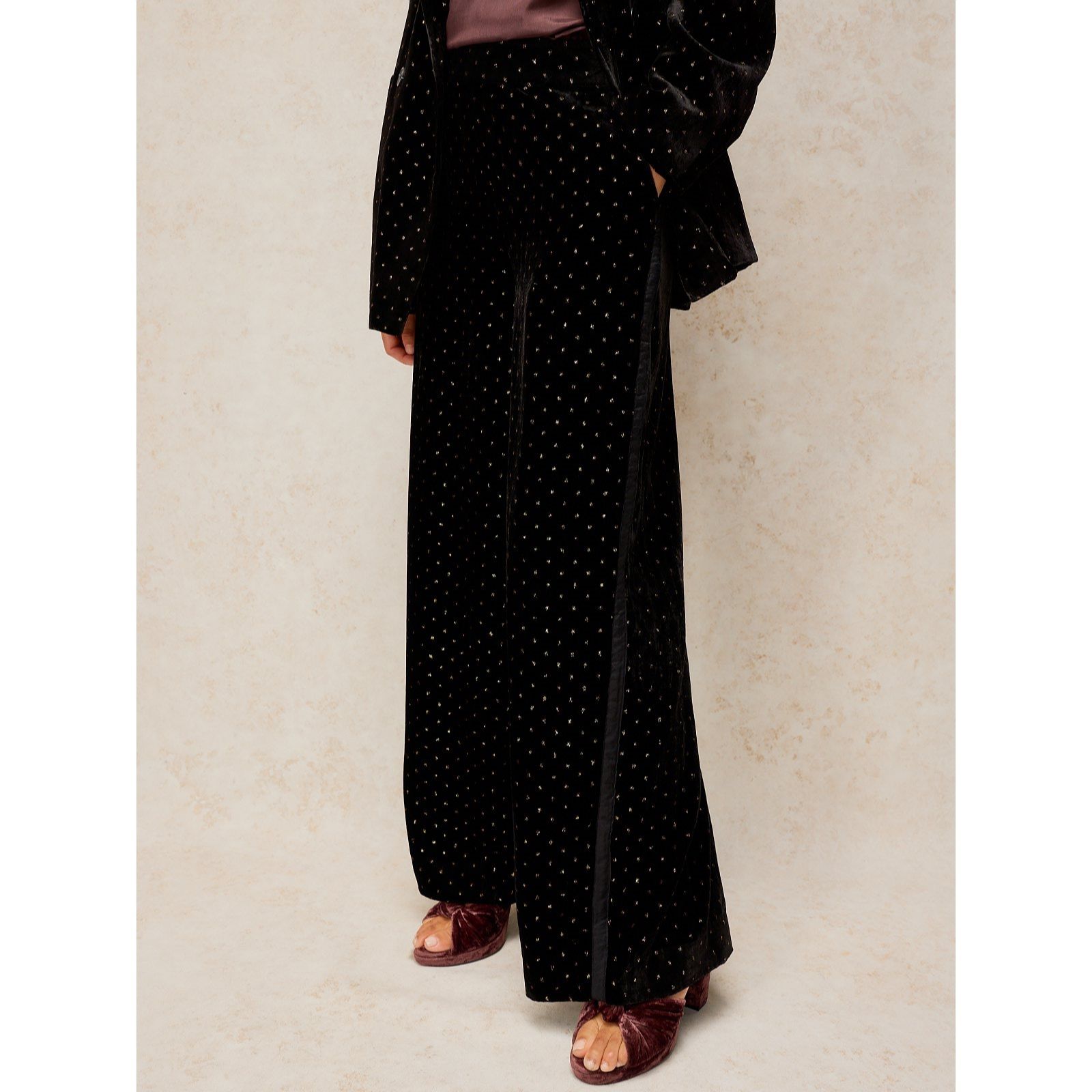 White Stuff Reagan Velvet Trouser