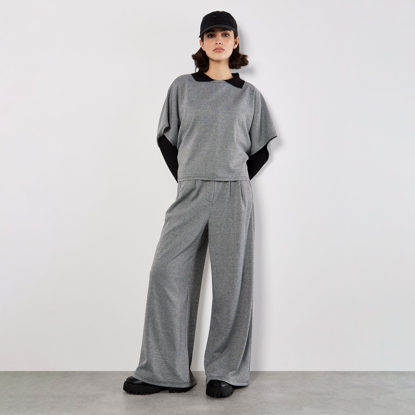 Apricot Wide Leg Dog-Tooth Trousers