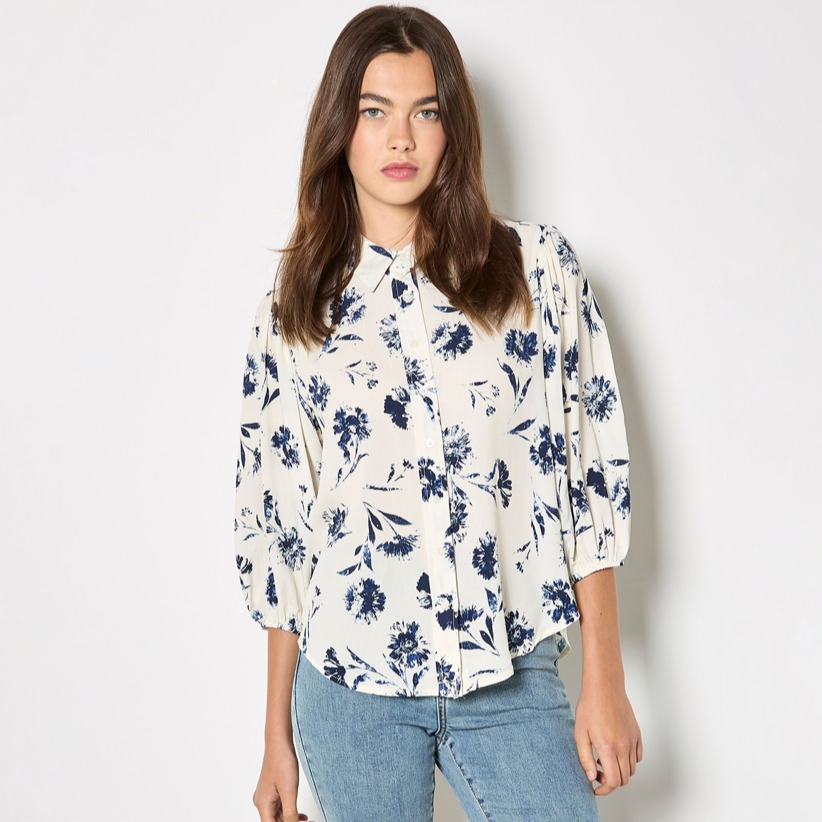 Apricot Pressed Daisy Volume Sleeve Shirt