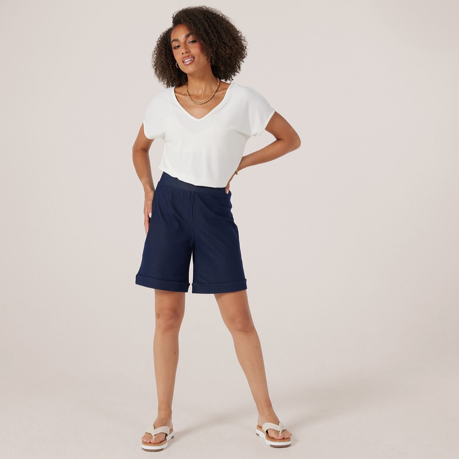 Kim & Co Deluxe Denim Knit Louise Shorts With Contrast Stitching