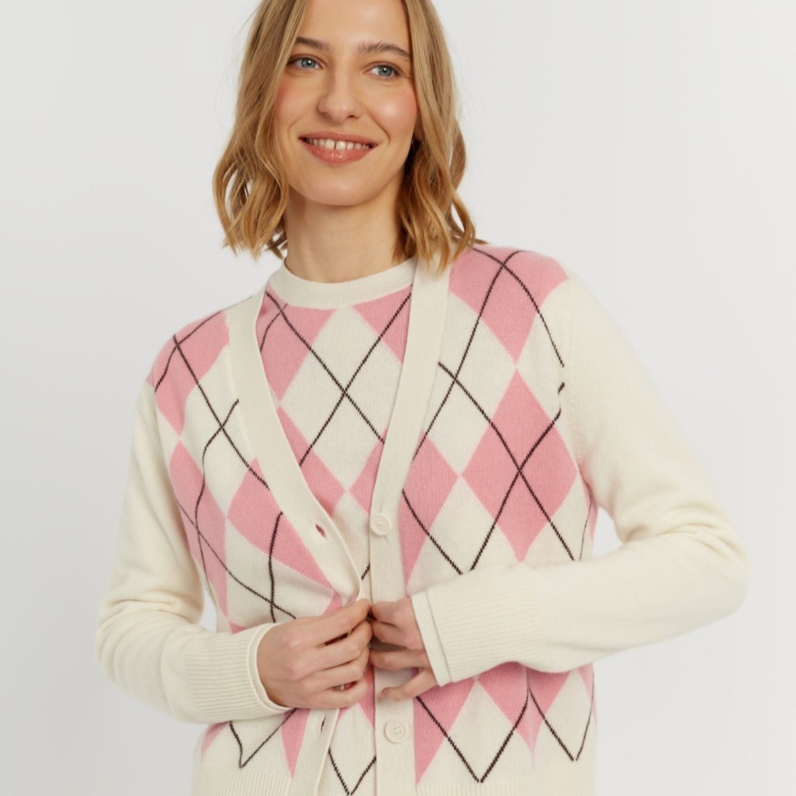 Chinti & Parker Wool Cashmere Blend Argyle Diamond Cardigan