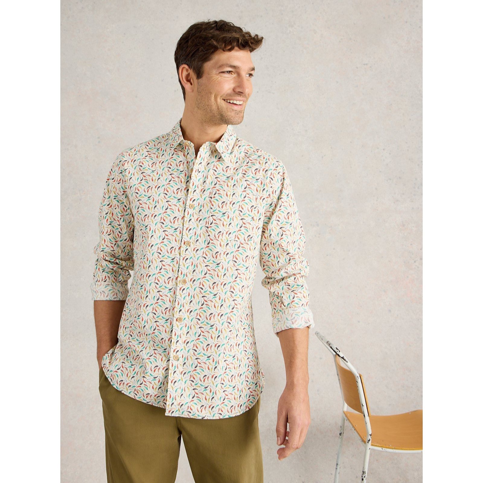 White Stuff Men's Salcombe Chillis Printed Shirt