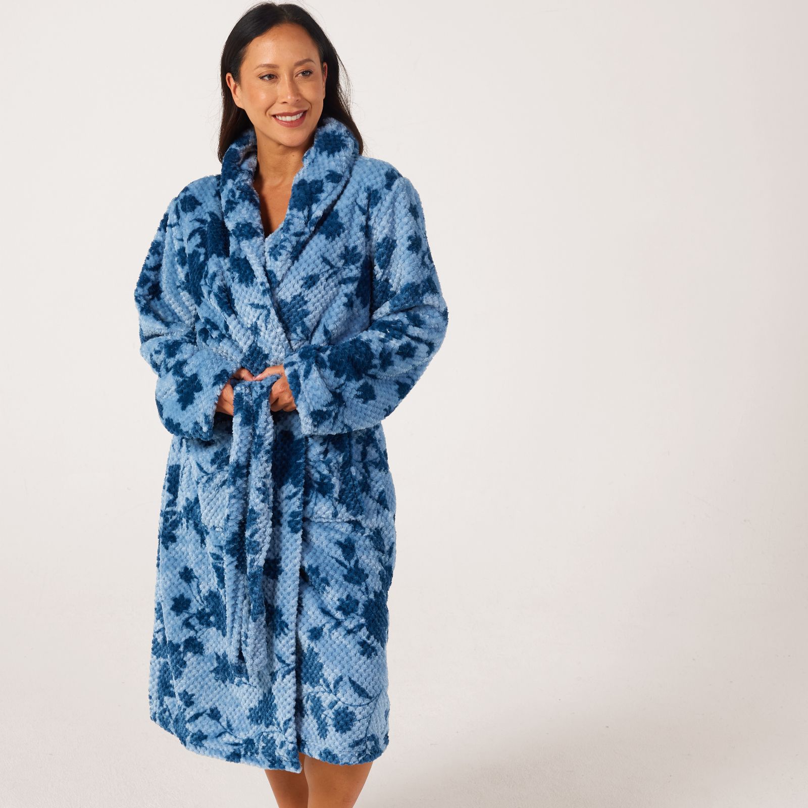 Cozee Home Textured Robe