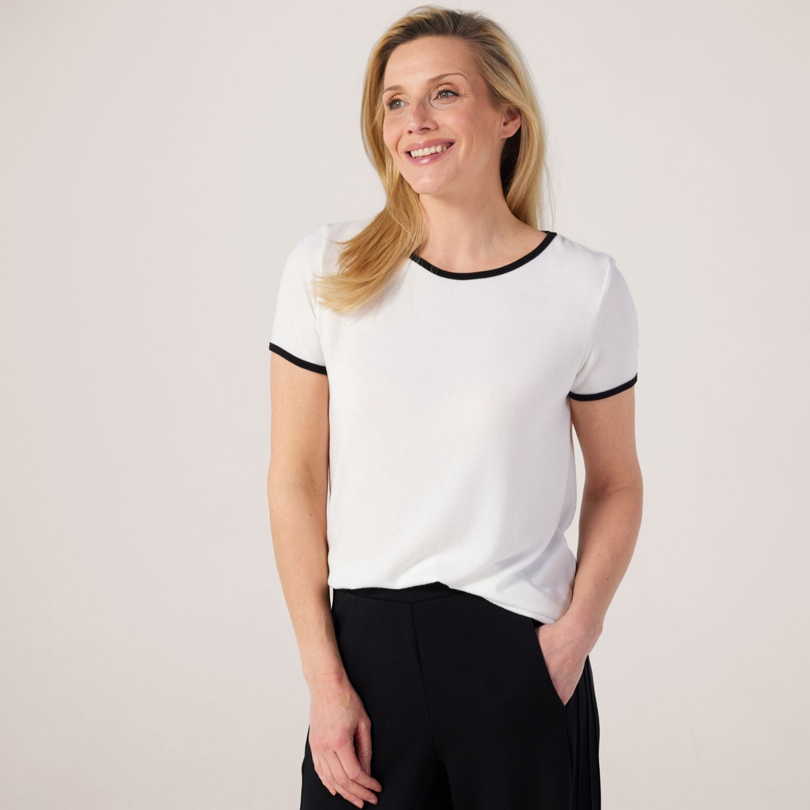 Kim & Co Soft Touch Short-Sleeve Contrast Detail Top