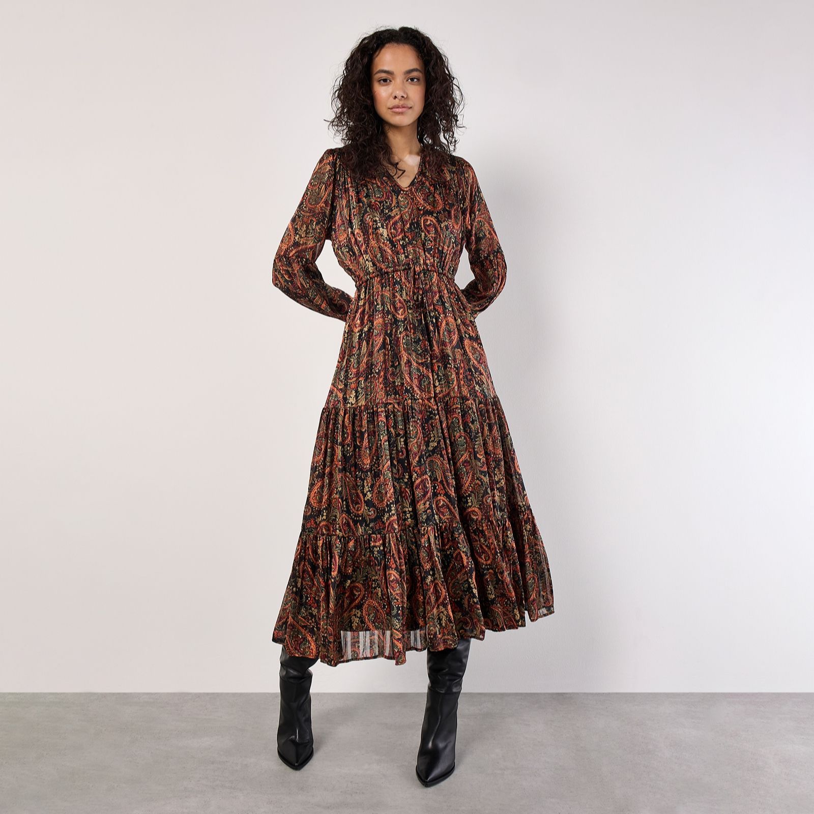 Apricot Painterly Lurex Paisley Midaxi