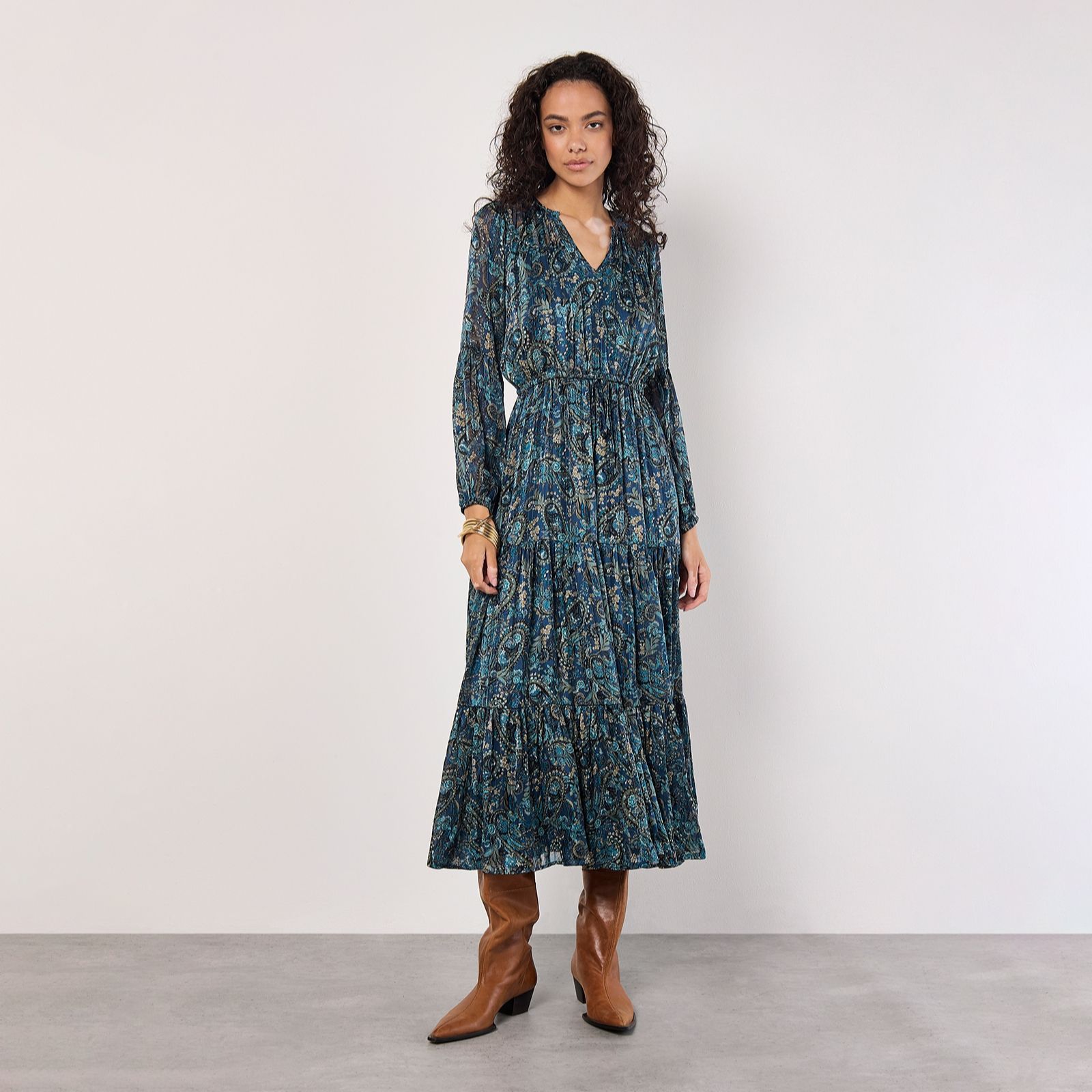 Apricot Painterly Lurex Paisley Midaxi