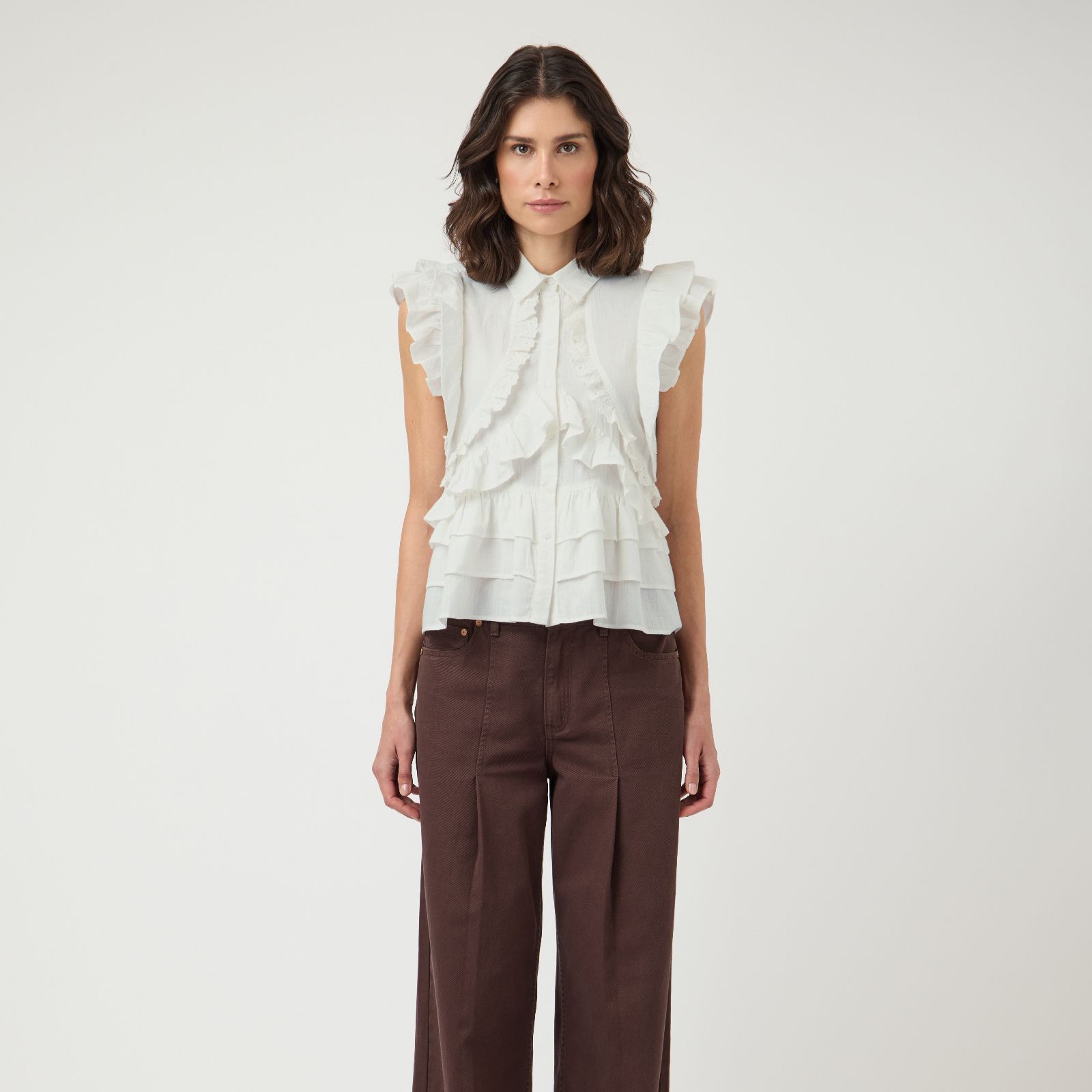 YAS Noro Sleeveless Ruffle Shirt