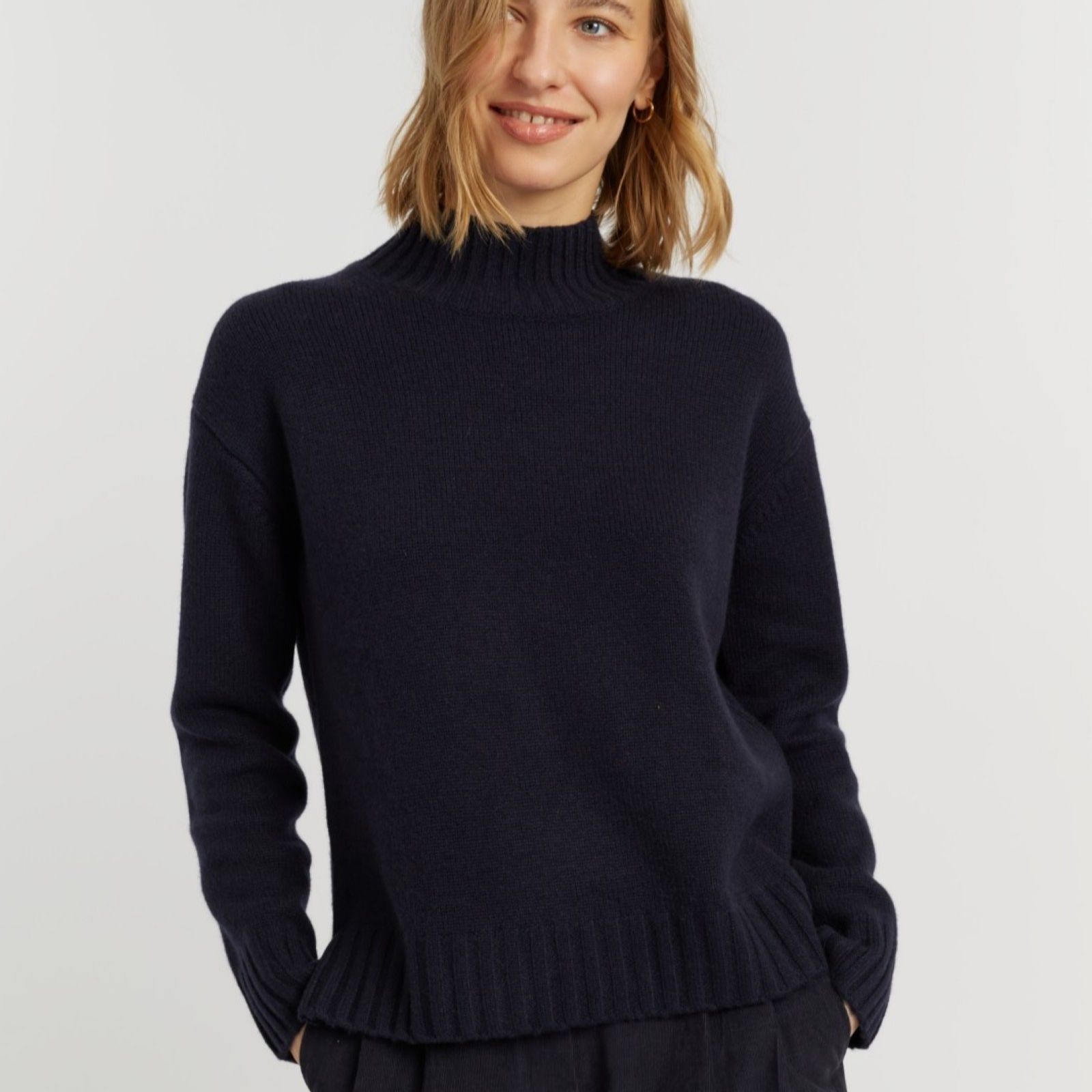 Chinti & Parker 100% Cashmere Relaxed Roll Neck Jumper