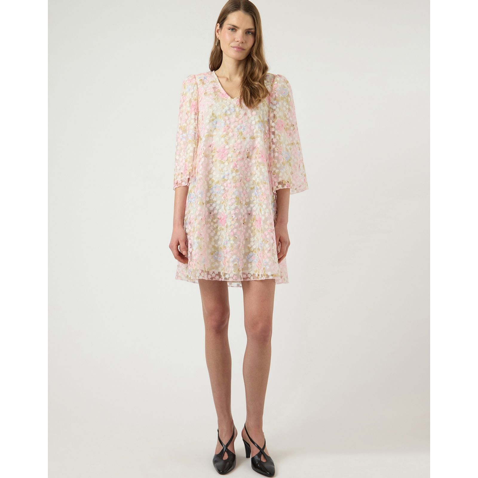 YAS Leanna Embroidered Dress