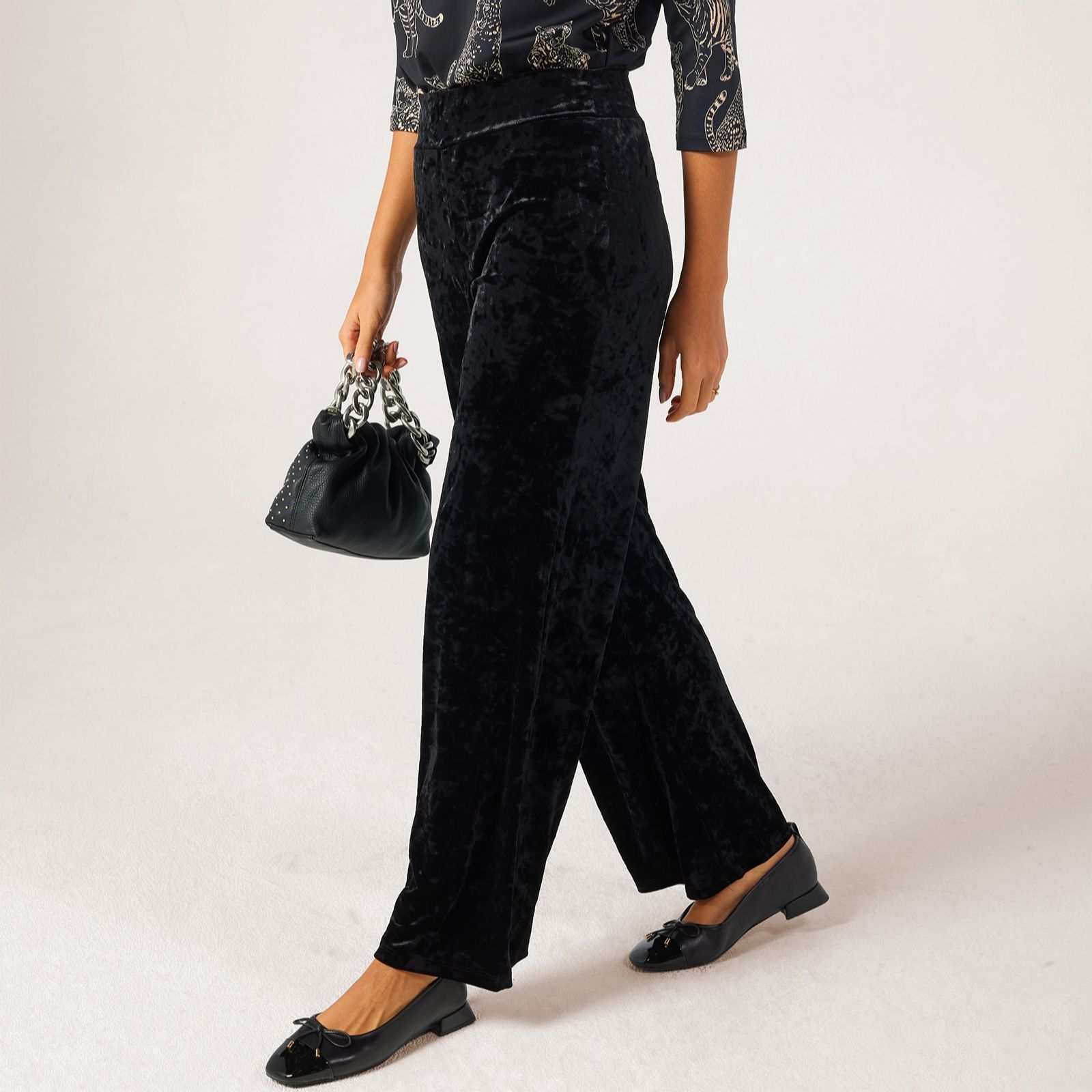 Kim & Co Crushed Velvet Seamfree Kati Straight Petite Trousers