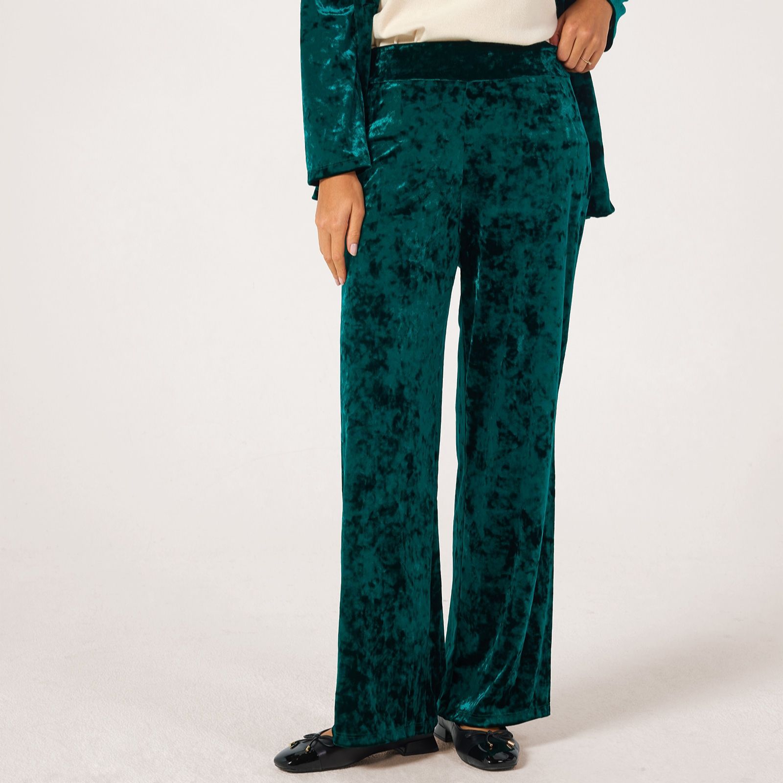 Kim & Co Crushed Velvet Seamfree Kati Straight Petite Trousers