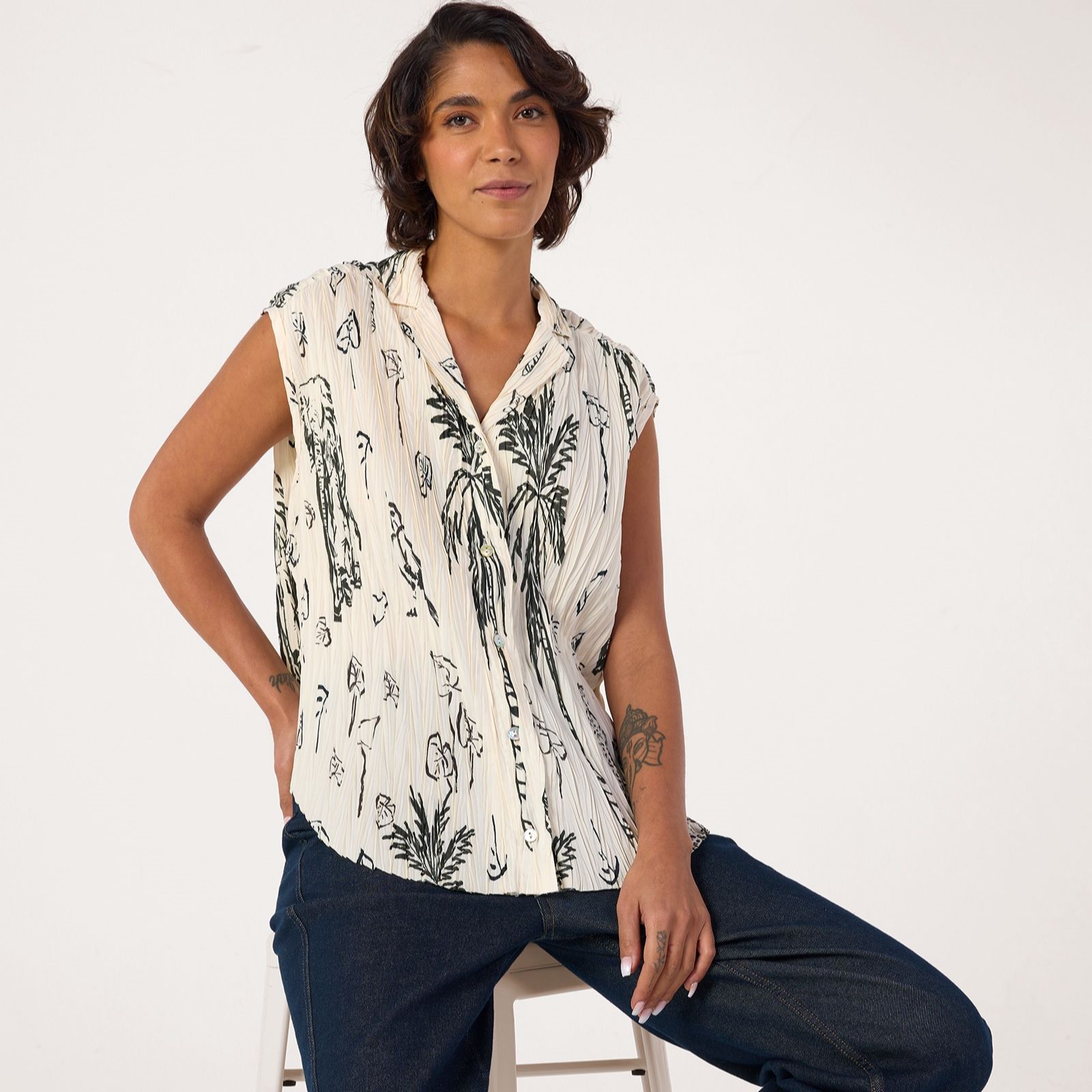 MarlaWynne Collection Crinkle Plisse Short Dolman Sleeve Shirt