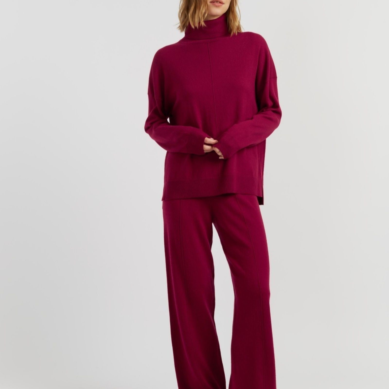 Chinti & Parker Wool Cashmere Blend wide Leg Trouser with Front Seam Detail