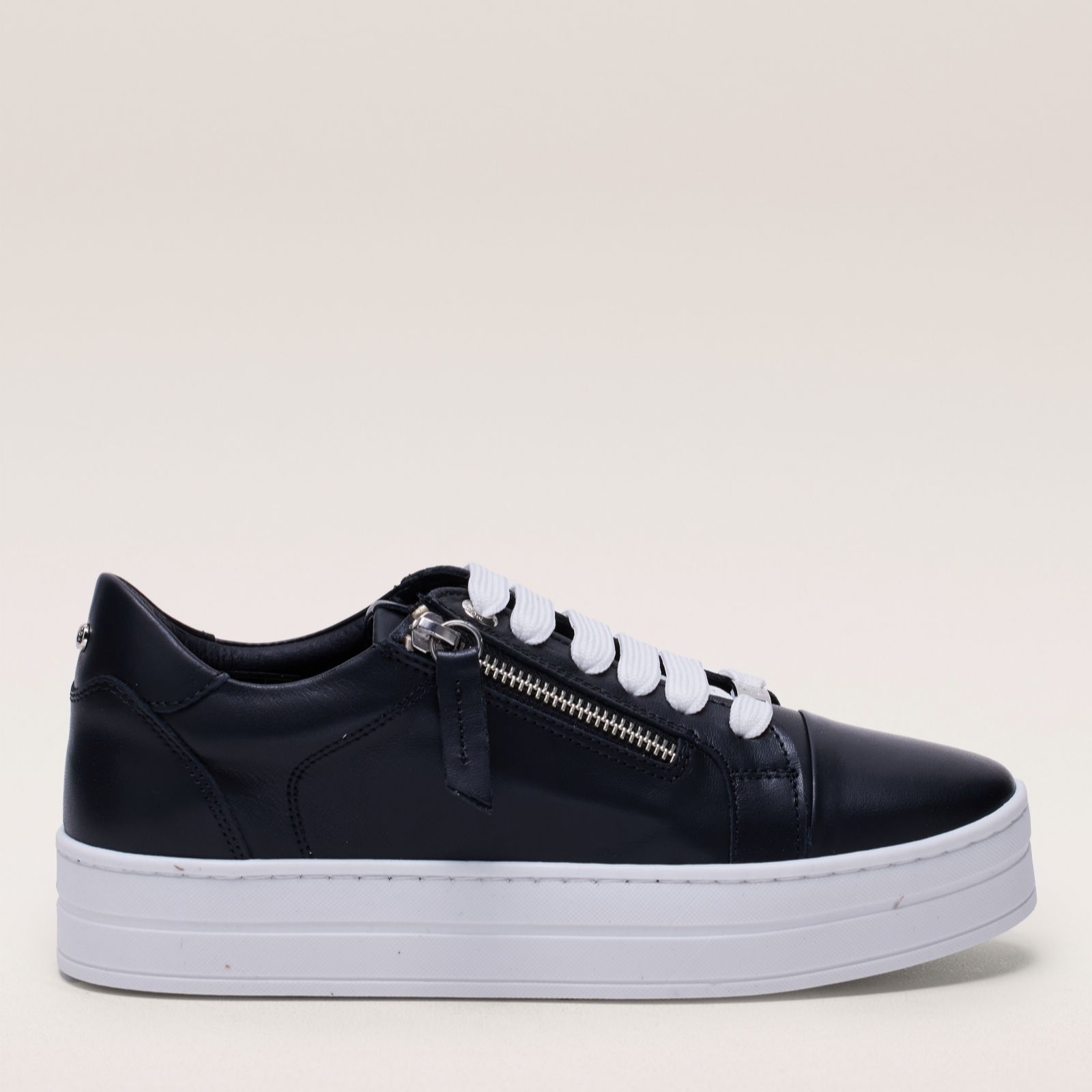 Outlet Moda In Pelle Abbiy Trainer