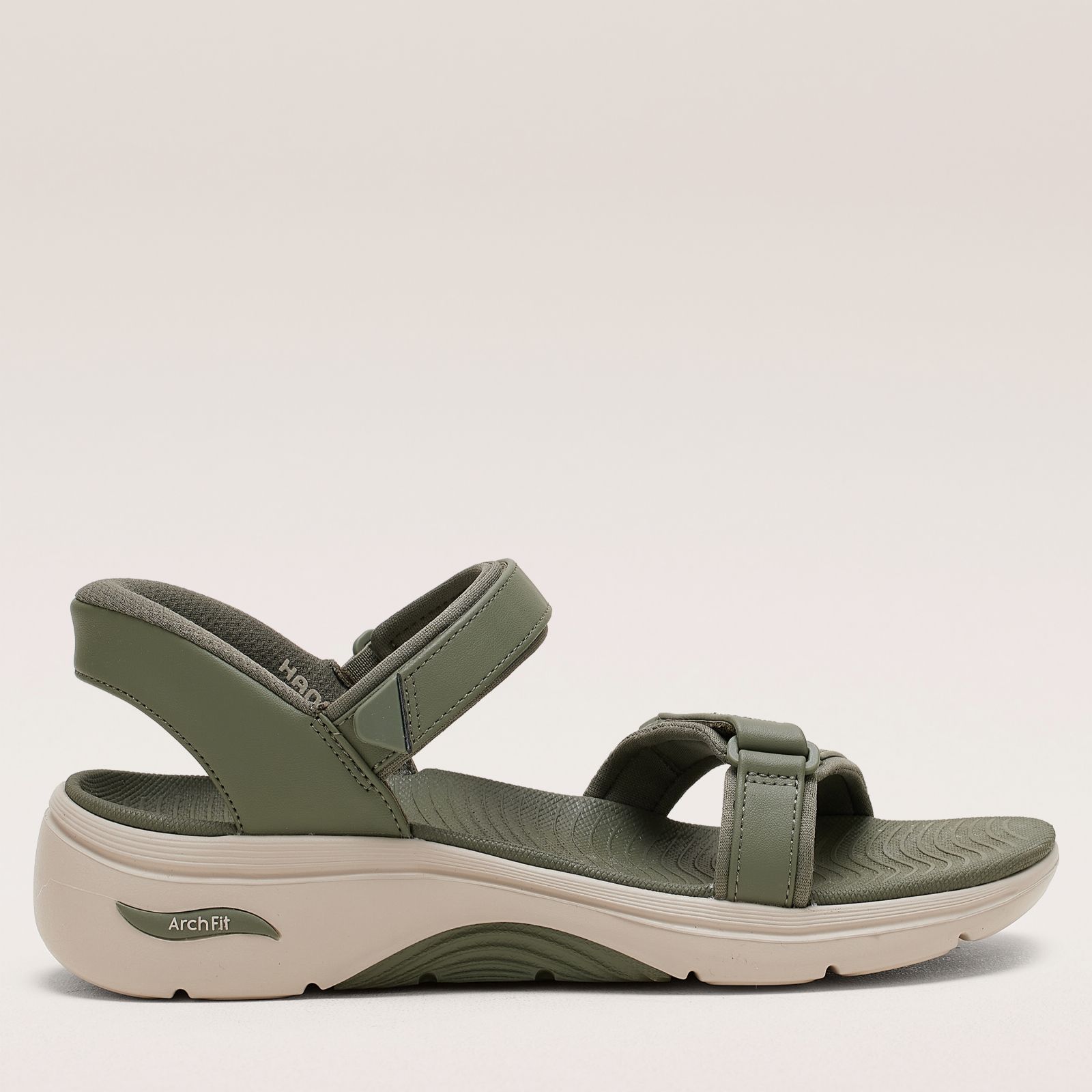 Outlet Skechers GoWalk Arch Fit Slip-In Sandal