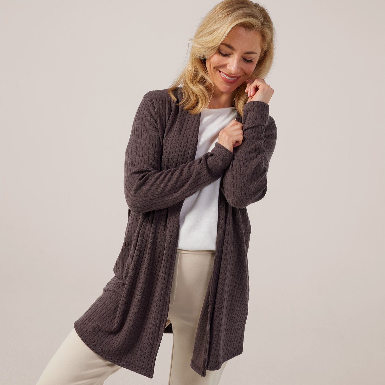 Kim & Co Fine Cable Knit Edge to Edge Cardigan