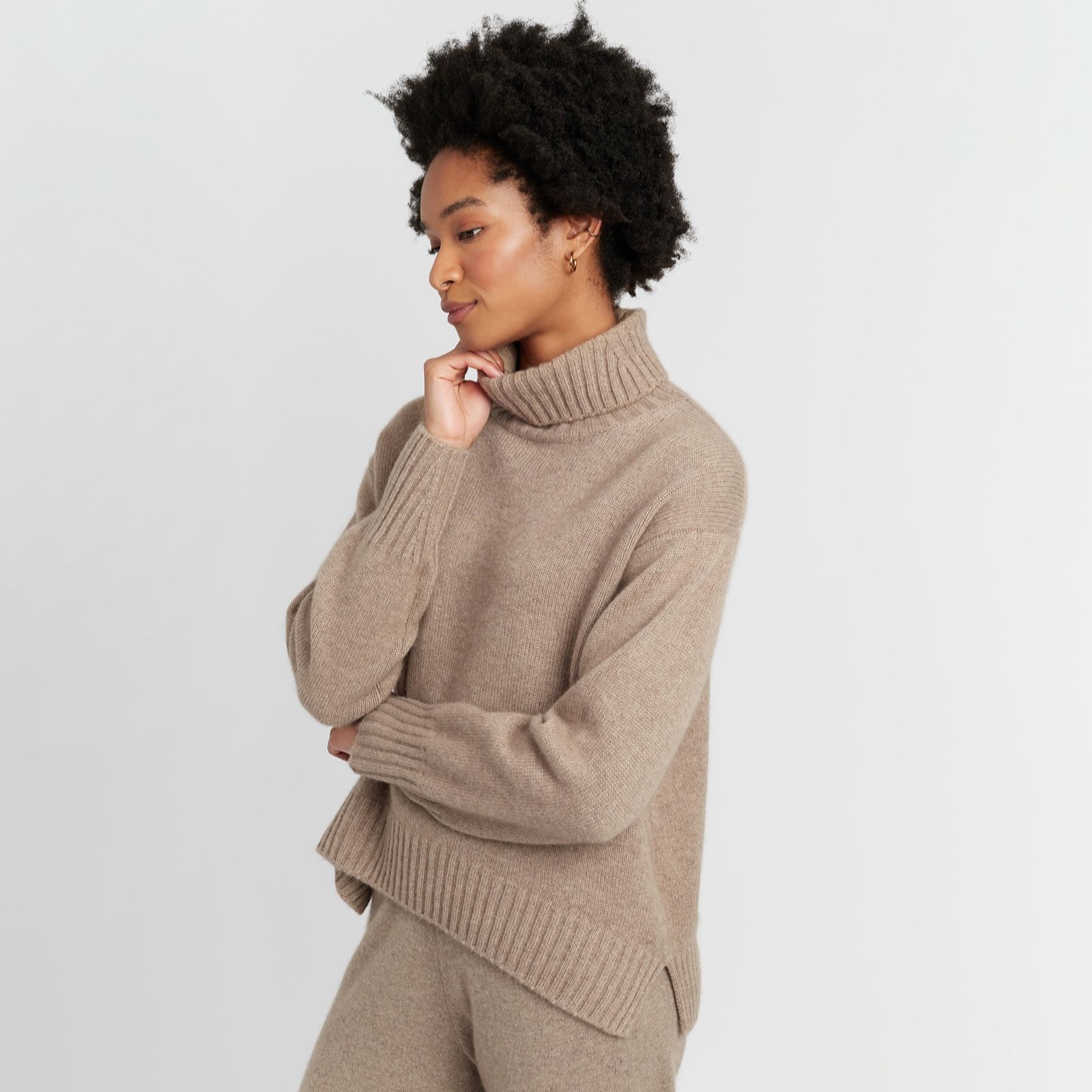 Chinti & Parker Pure 100% Cashmere Relaxed Roll-Neck Jumper