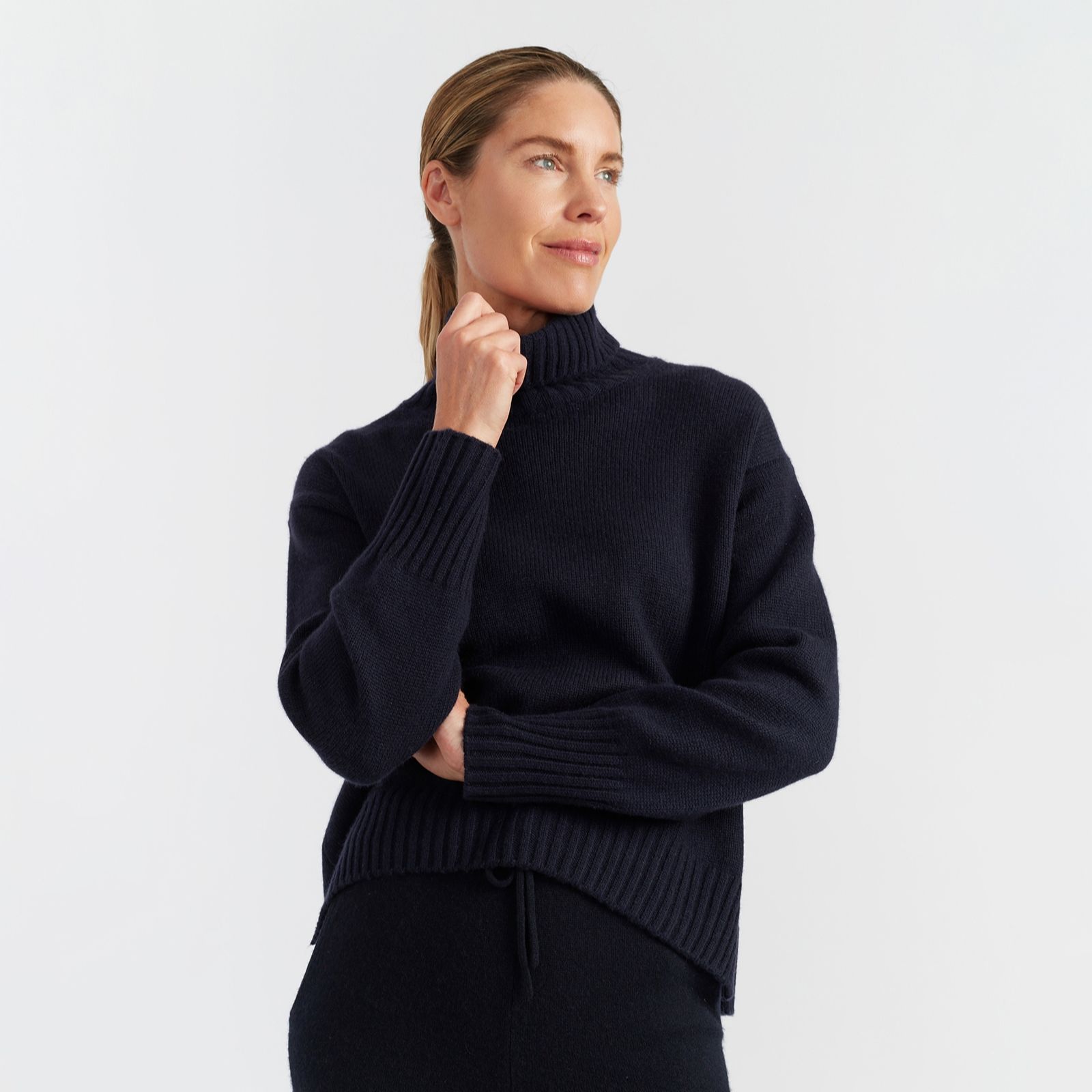 Chinti & Parker Pure 100% Cashmere Relaxed Roll-Neck Jumper