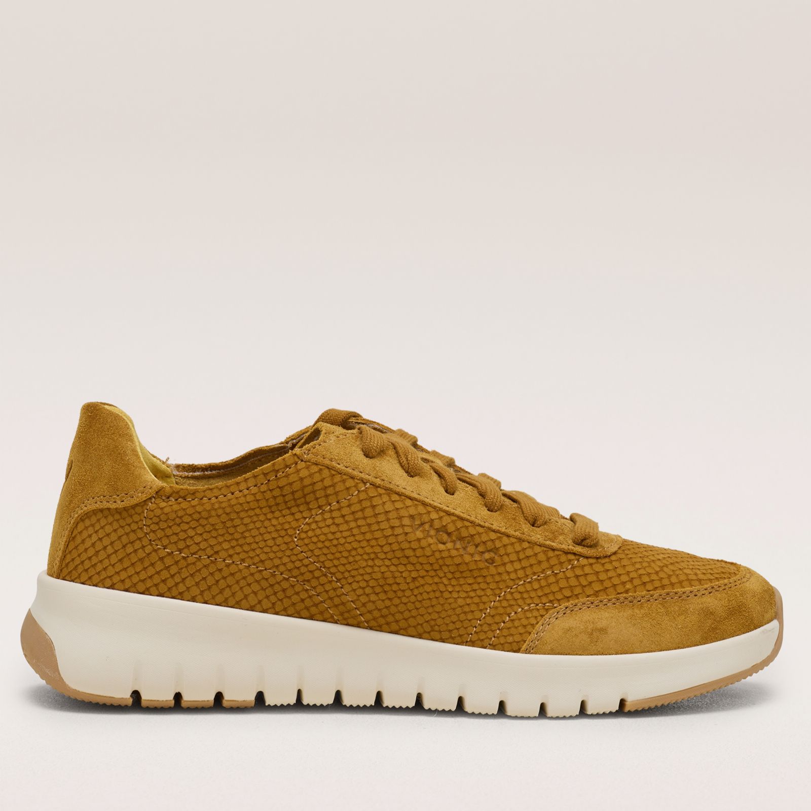Vionic Journey Uptown Trainer