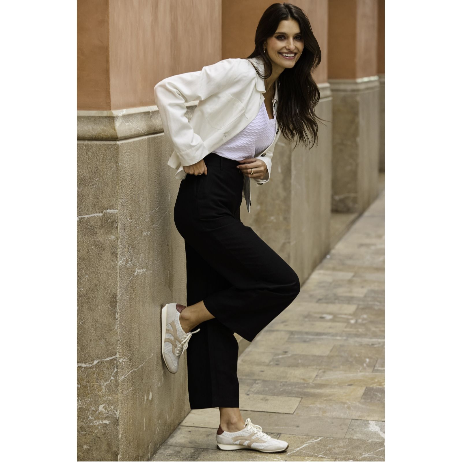 Sosandar Black Linen Blend Culottes