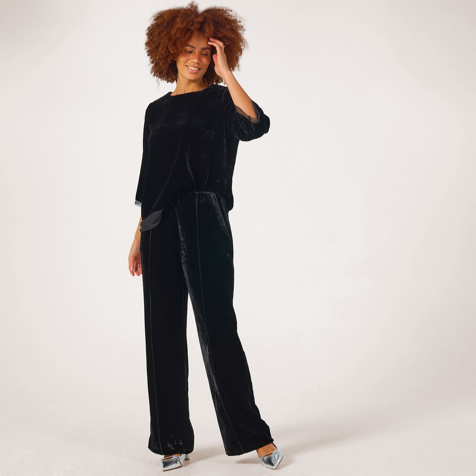 Masai Copenhagen Petrilla Velvet Trouser