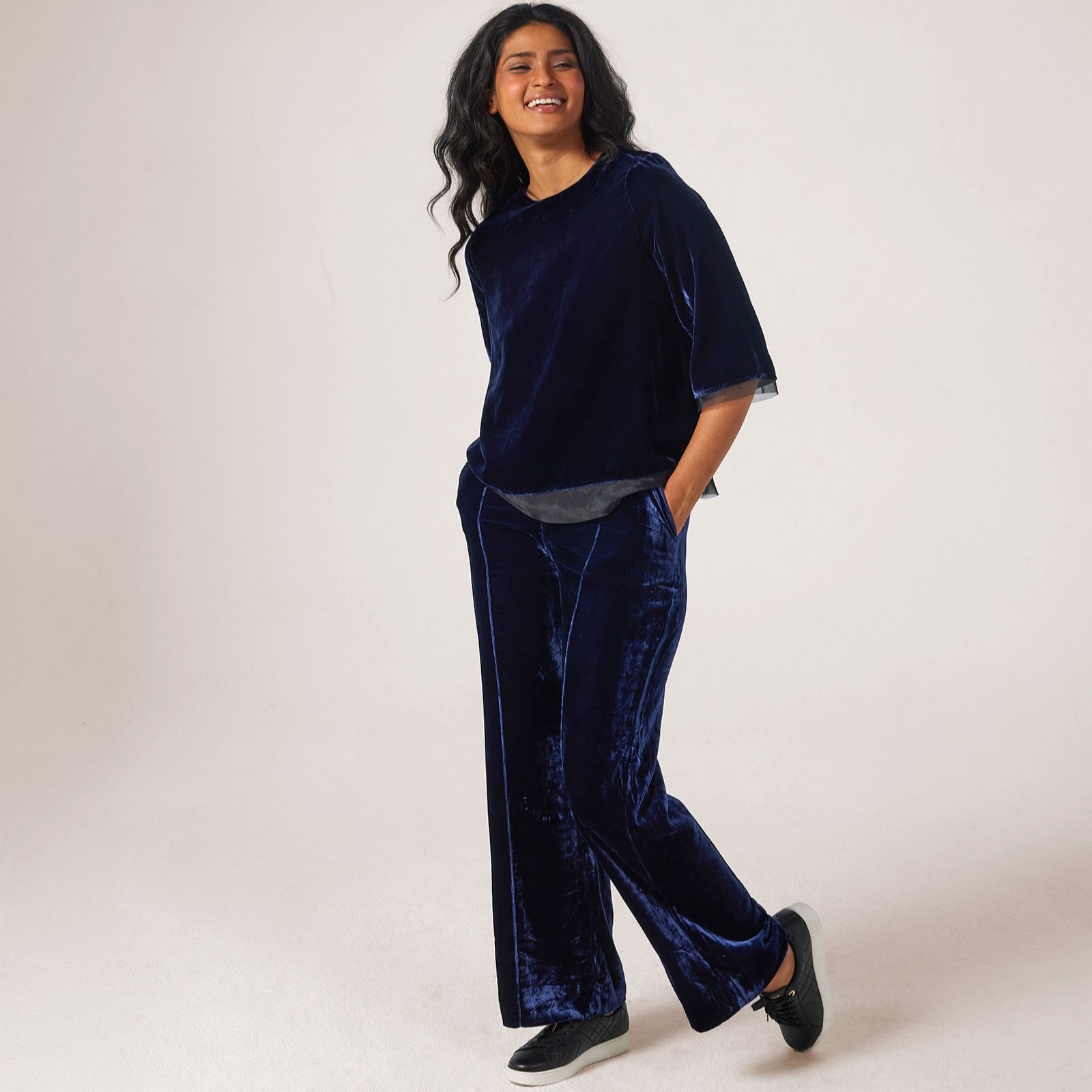 Masai Copenhagen Petrilla Velvet Trouser