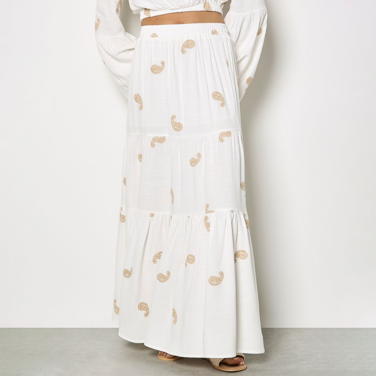 Apricot Paisley Embroidered Linen Skirt