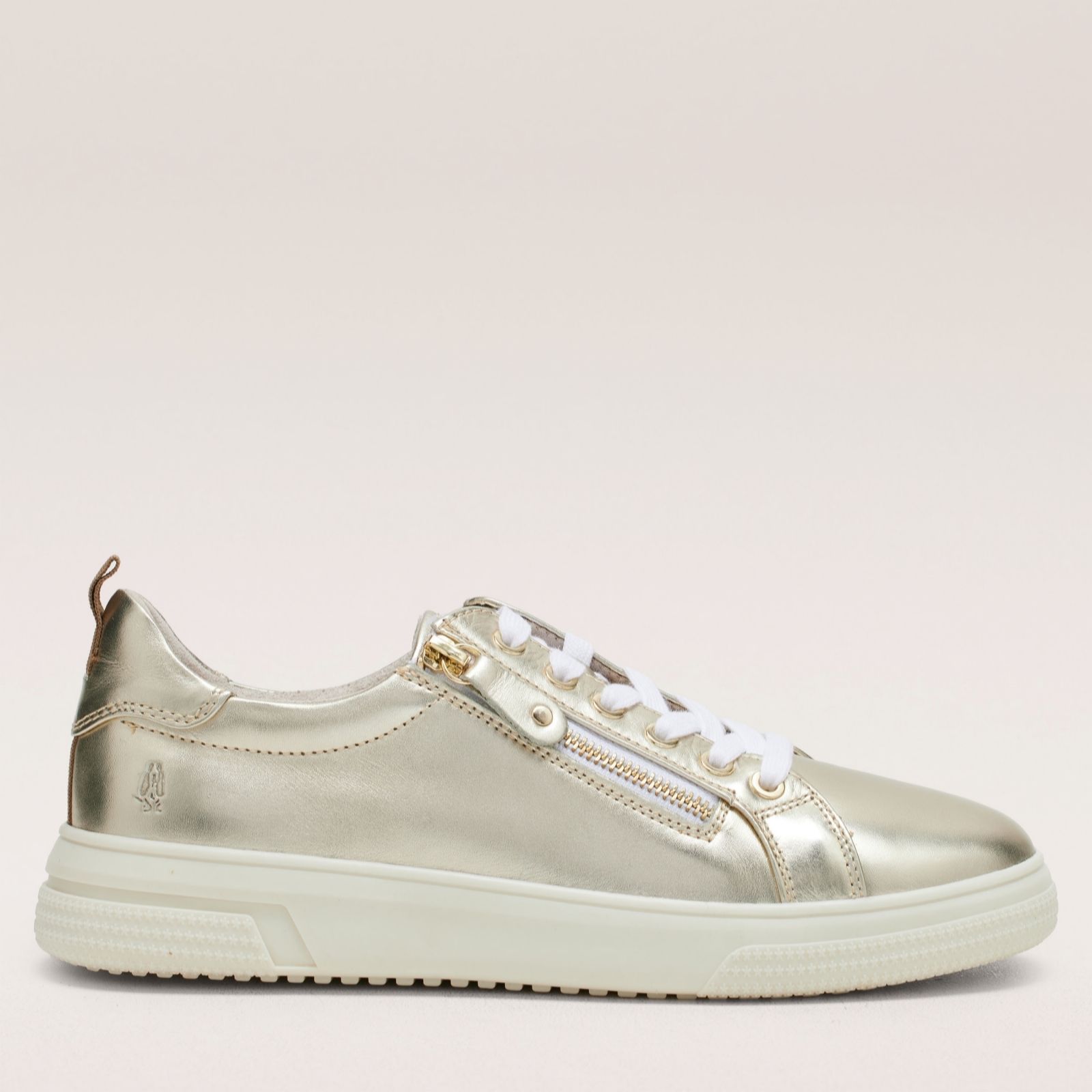 Outlet Hush Puppies Martha Trainer