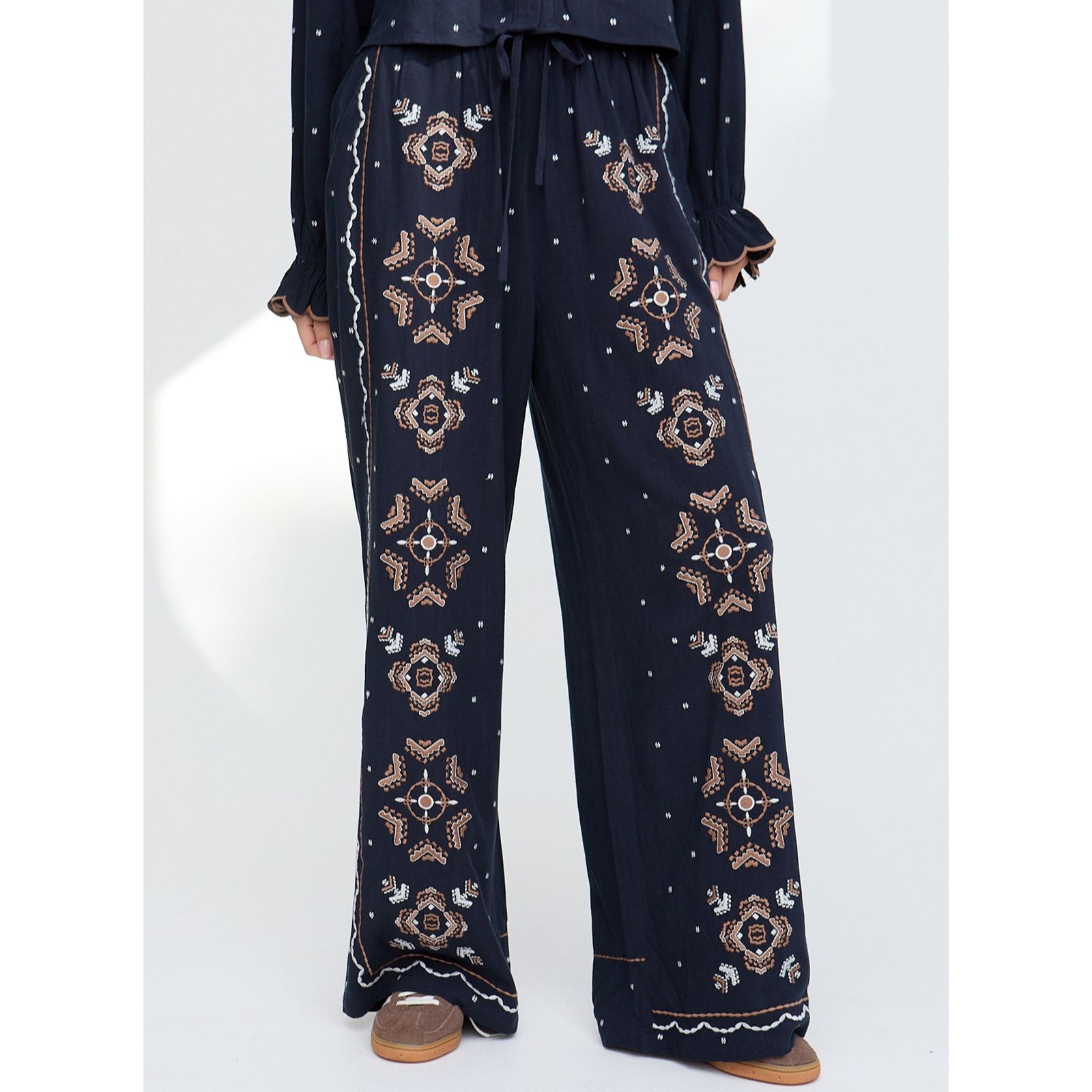 Raffya Penny Wide-Leg Embroidered Trousers