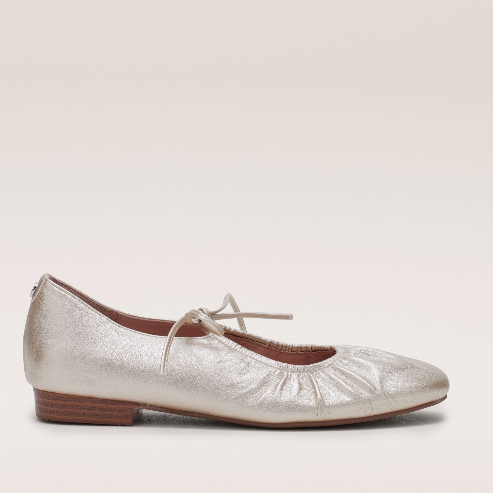 Outlet Moda in Pelle Faydra Lace-Up Mary Janes