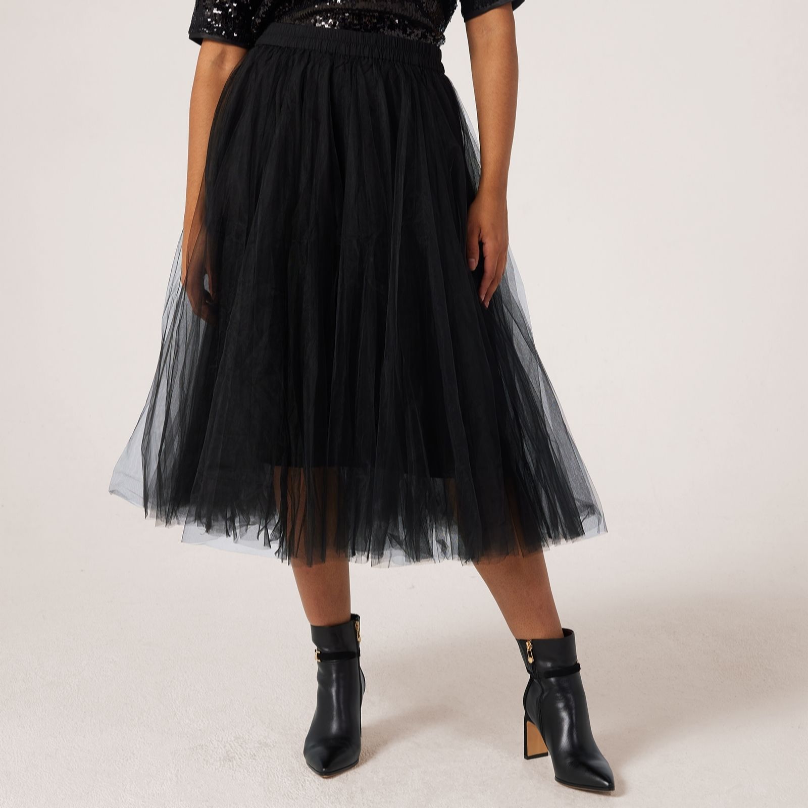 Masai Copenhagen Scarlet Mexh Midi Skirt with Stretch Waist