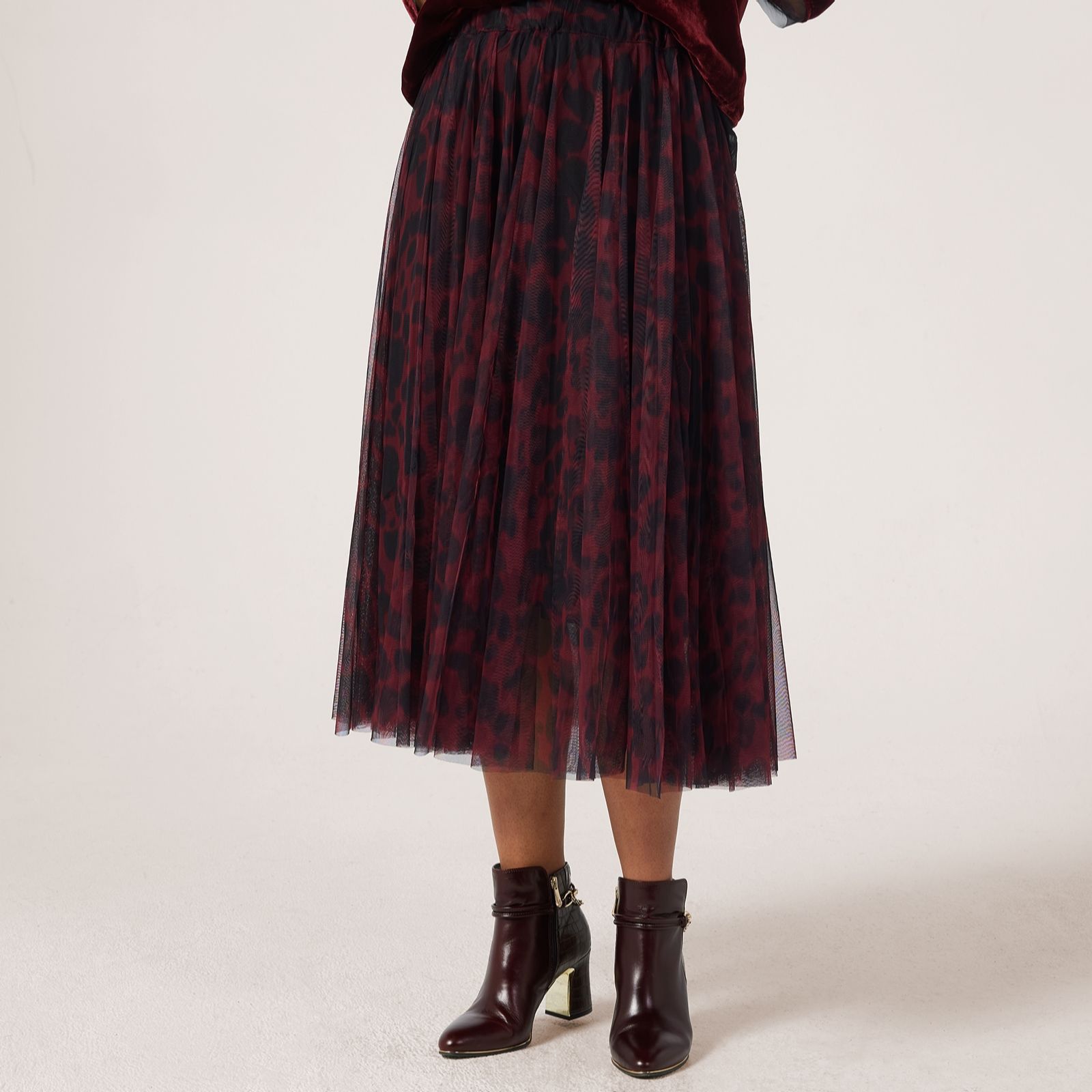 Masai Copenhagen Scarlet Mesh Midi Skirt with Stretch Waist