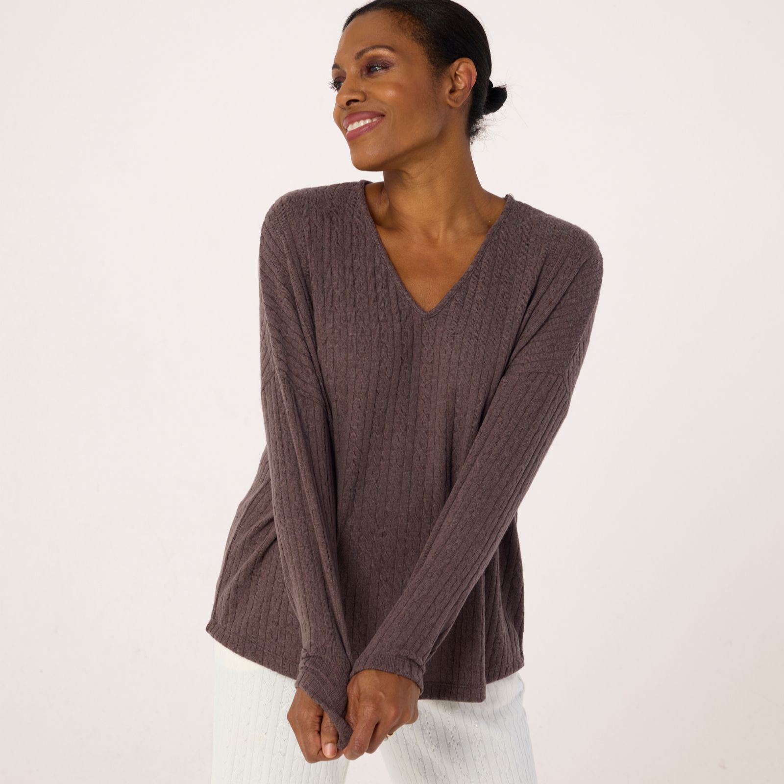 Kim & Co Fine Cable Knit Long Sleeve V-Neck Jumper