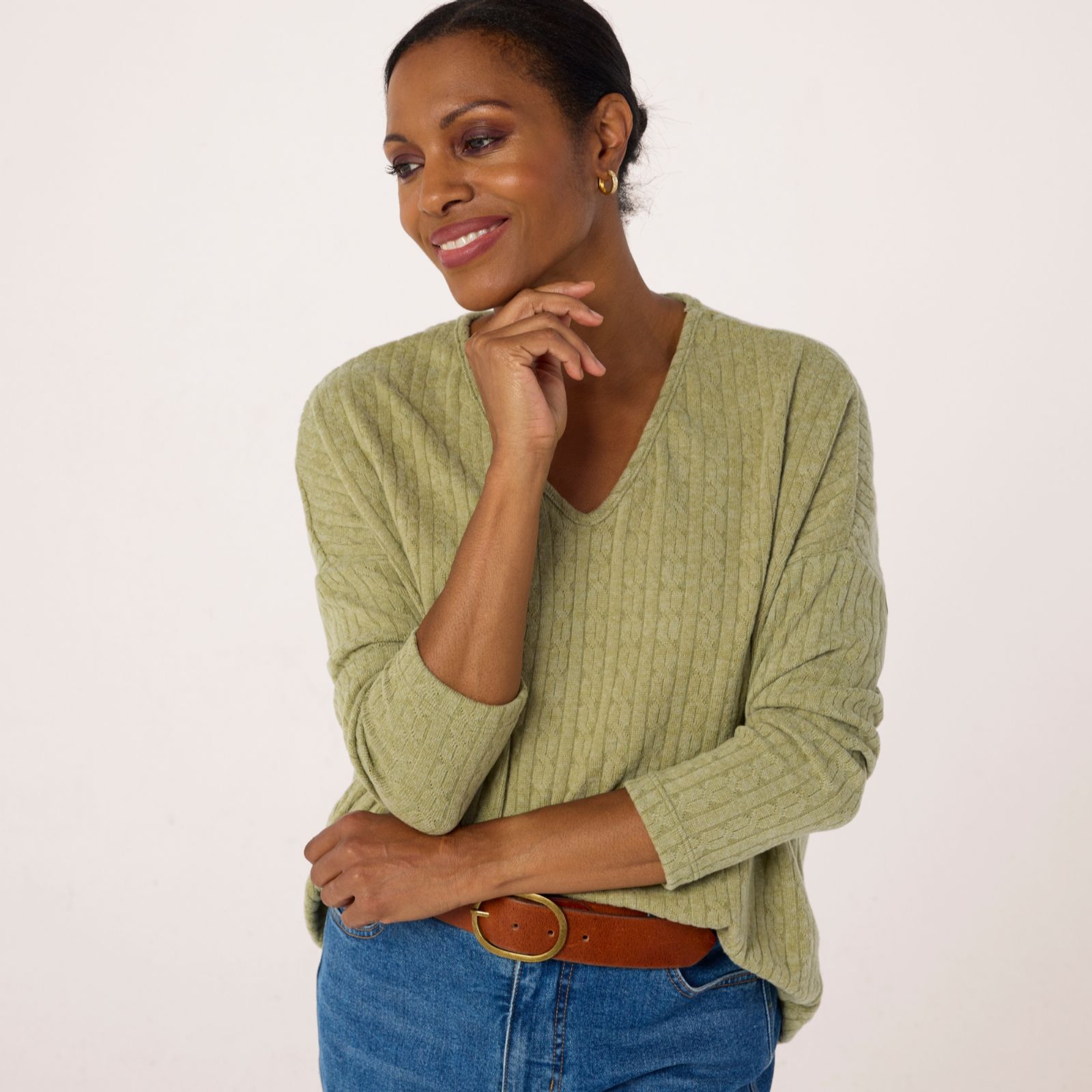 Kim & Co Fine Cable Knit Long Sleeve V-Neck Jumper