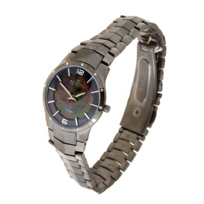 Skagen watch mother of pearl clearance face