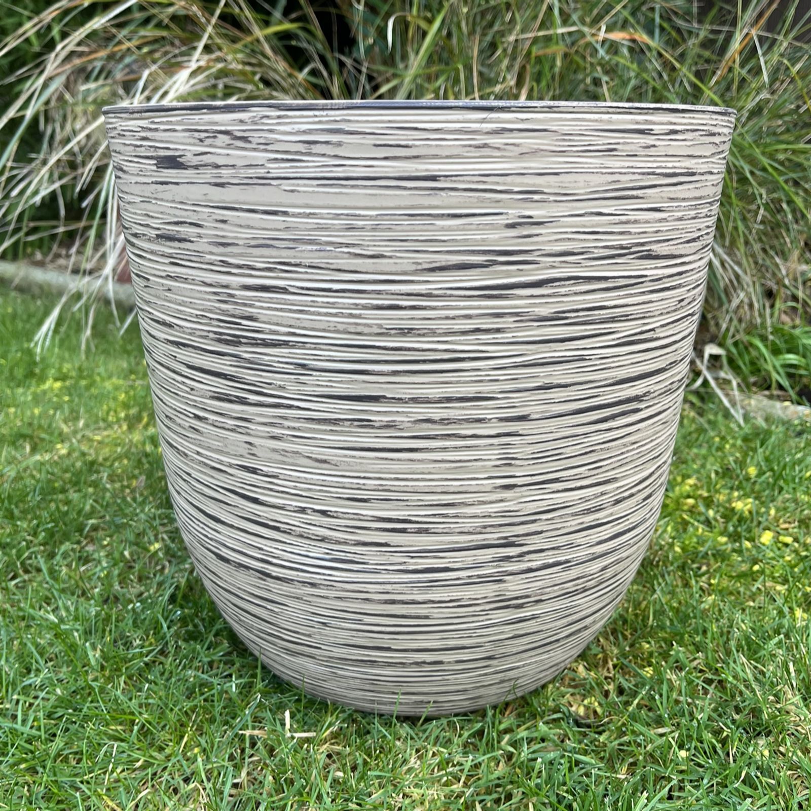 Hayloft Ripple Planters x3