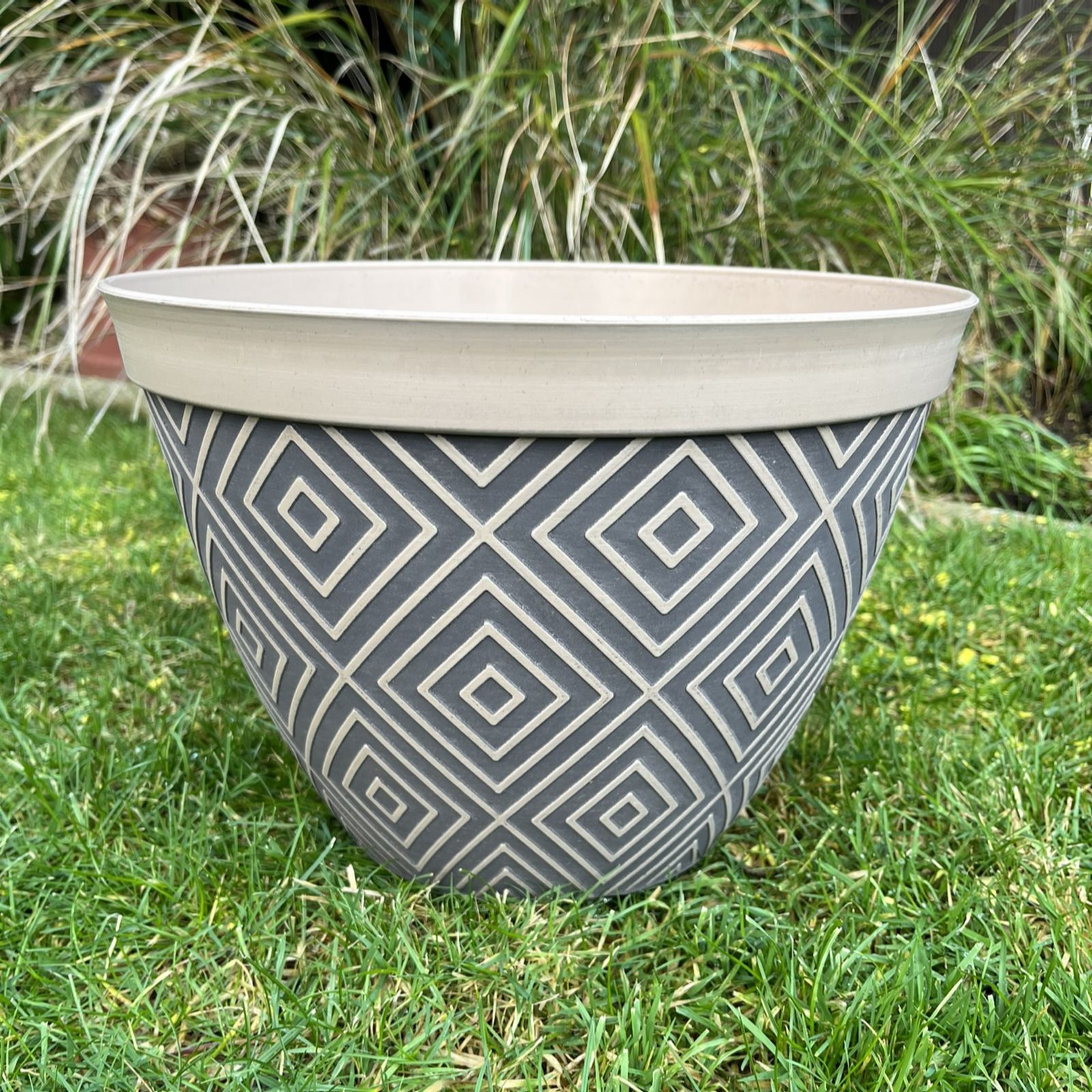 Hayloft Aztec Planters x 3