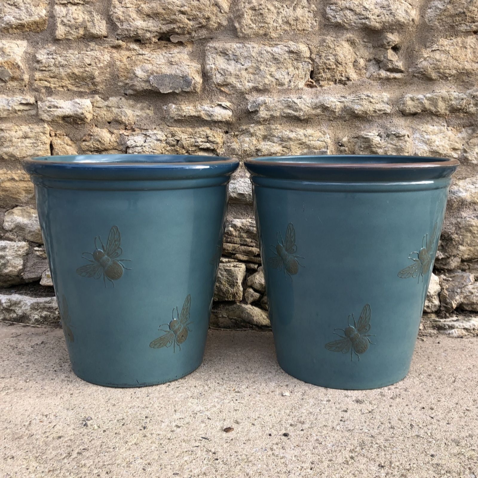 Plants2Garden Set of 2 40cm Countryside Bee Planters